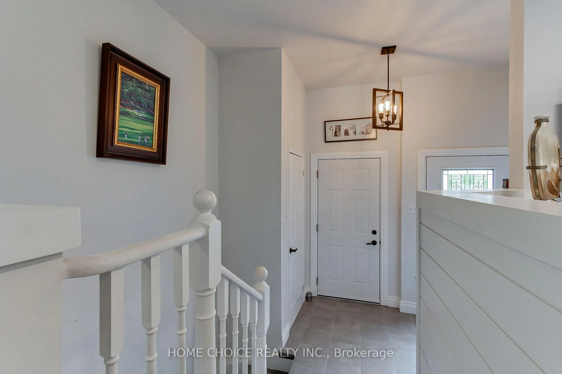Photo 10 of 117 Monique Crescent W, Barrie, East Bayfield — HOMEH