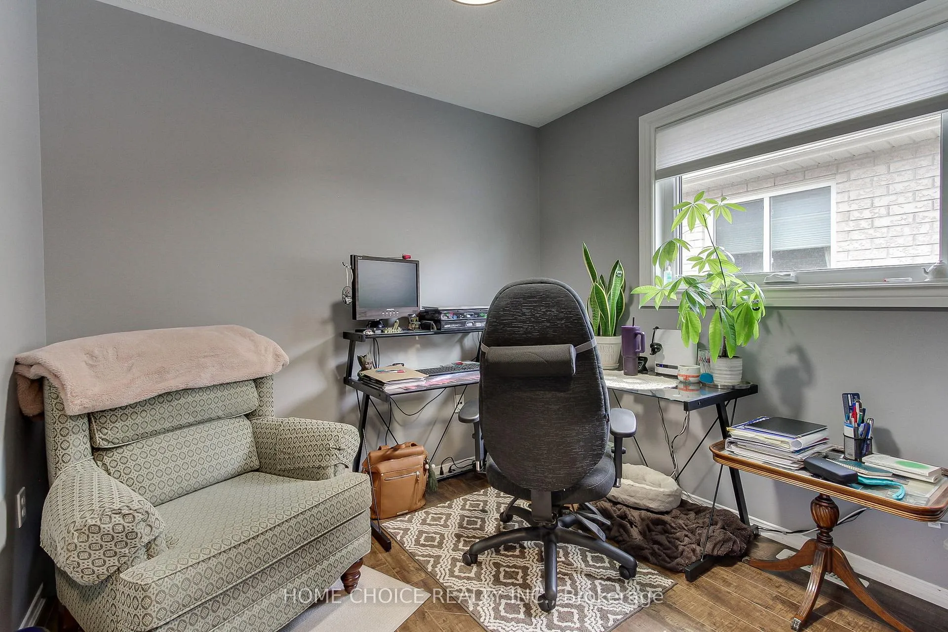 Photo 29 of 117 Monique Crescent W, Barrie, East Bayfield — HOMEH