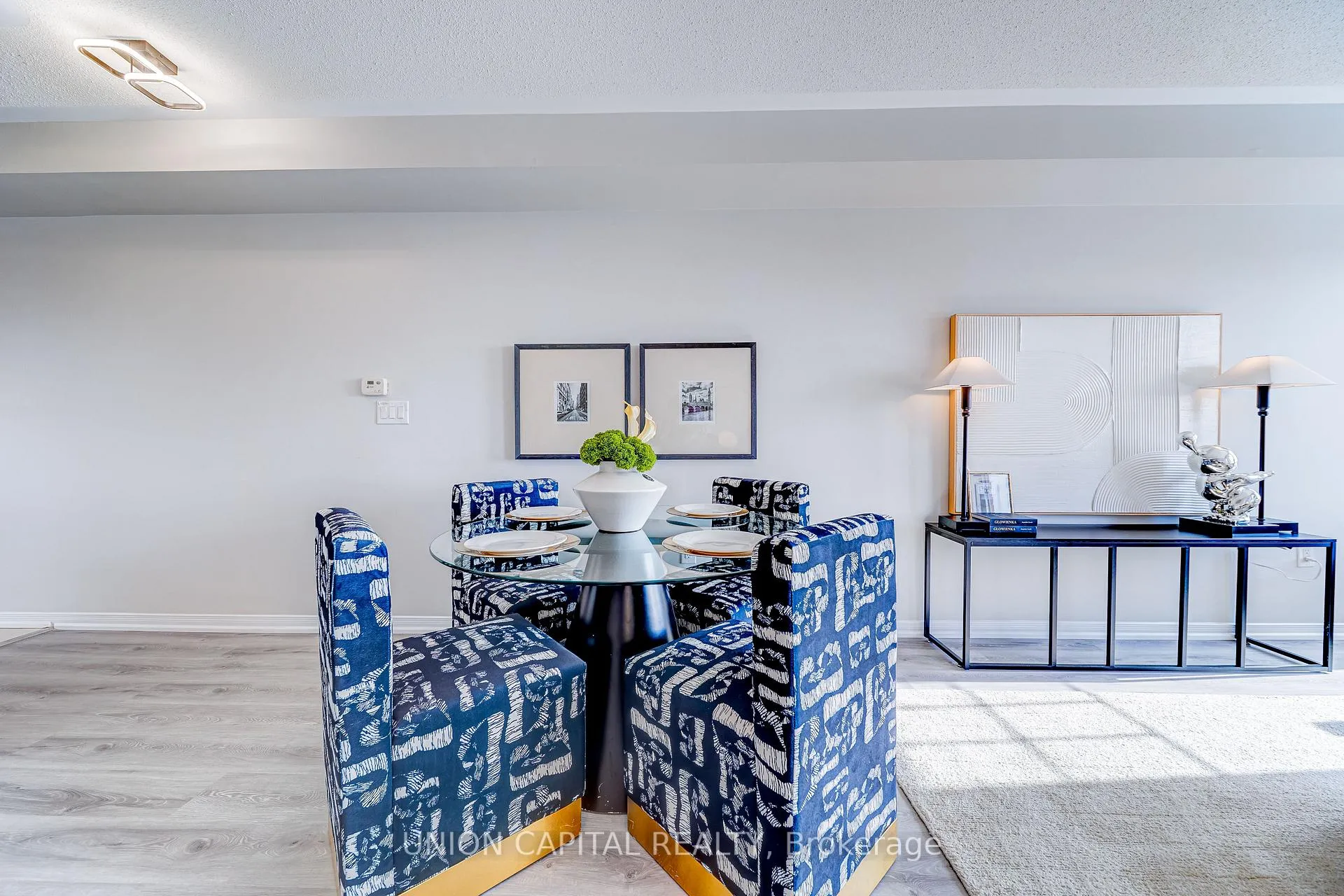 Photo 14 of 2 Truchard Avenue, Markham, Berczy — HOMEH