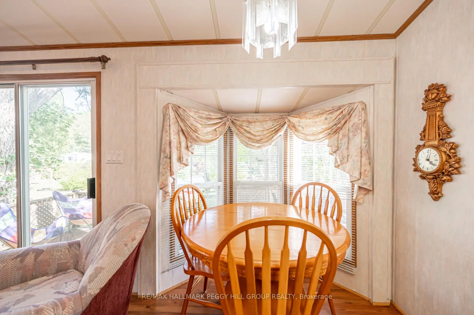 Photo 6 of Unit 118, 5216 County Road 90, Springwater, Rural Springwater — HOMEH