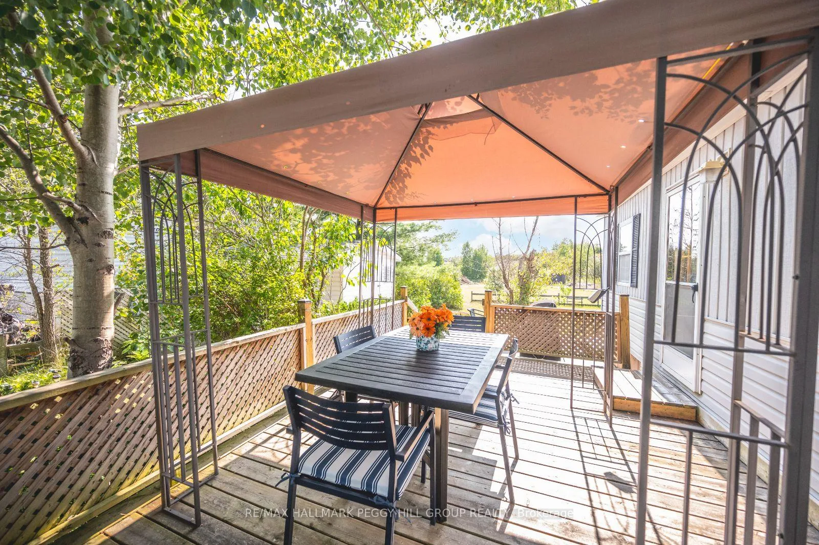 Photo 13 of Unit 118, 5216 County Road 90, Springwater, Rural Springwater — HOMEH
