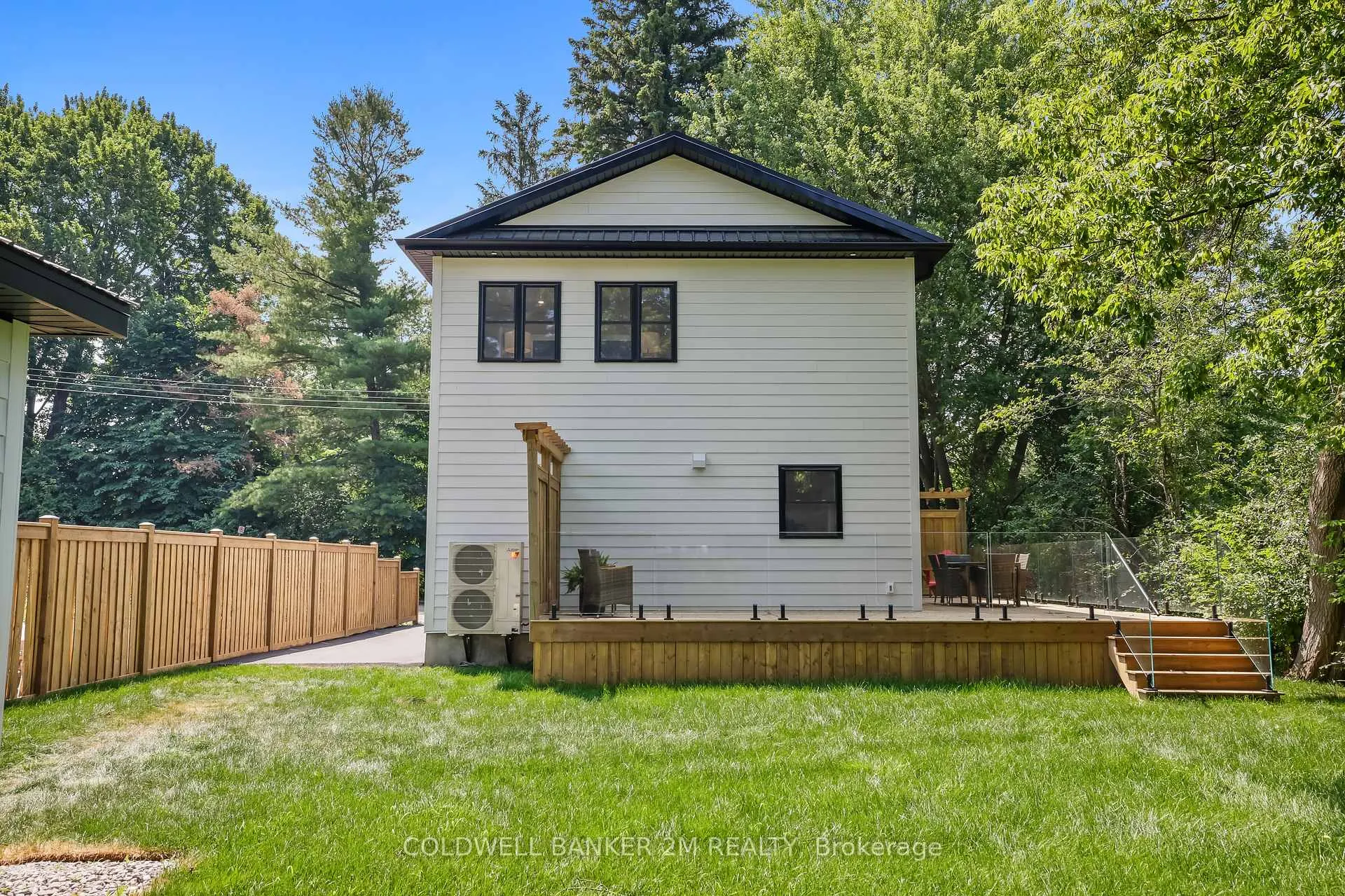 Photo 35 of 128 Buckingham Avenue, Oshawa, O'Neill — HOMEH