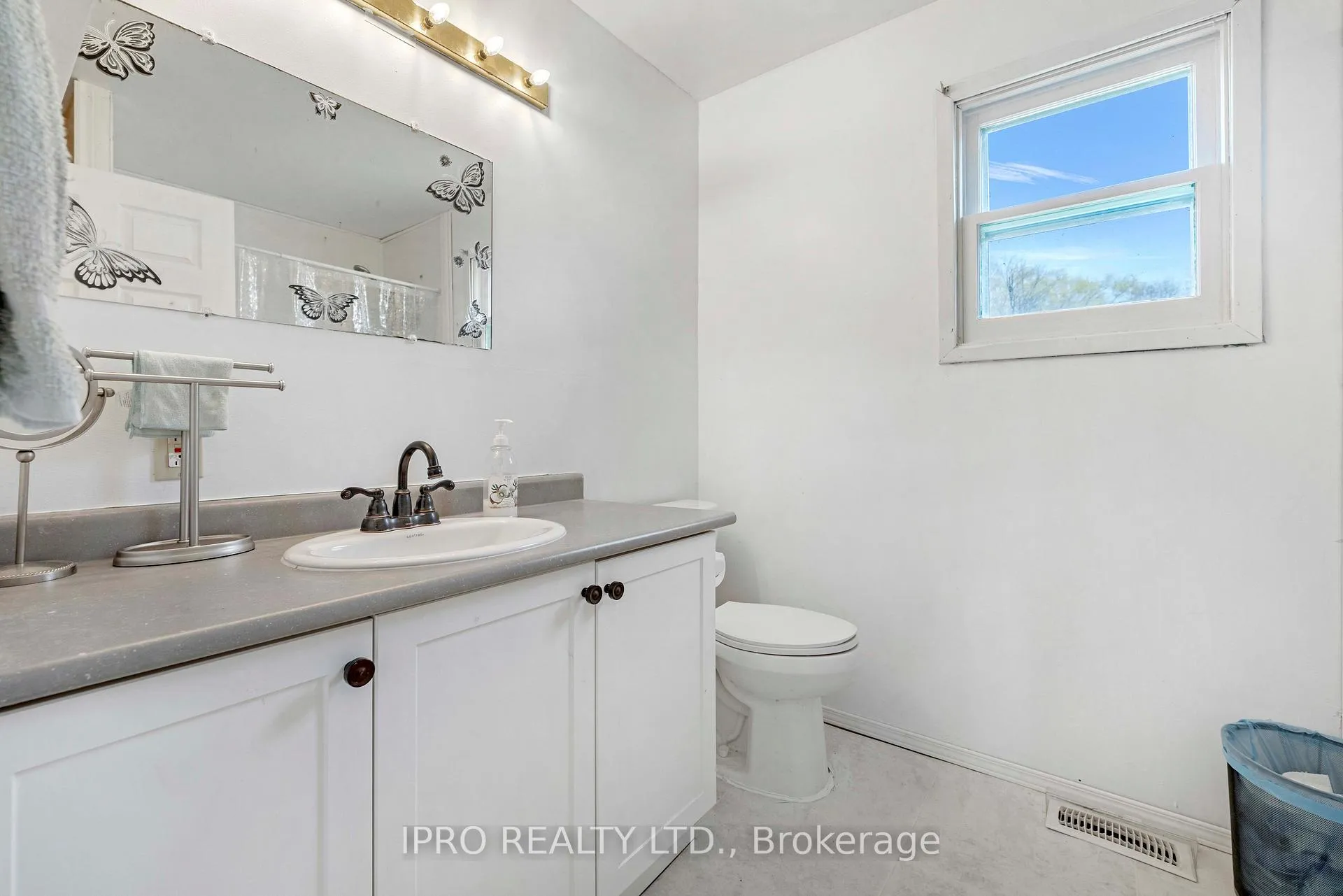 Photo 19 of 111 Fox Street, Penetanguishene — HOMEH
