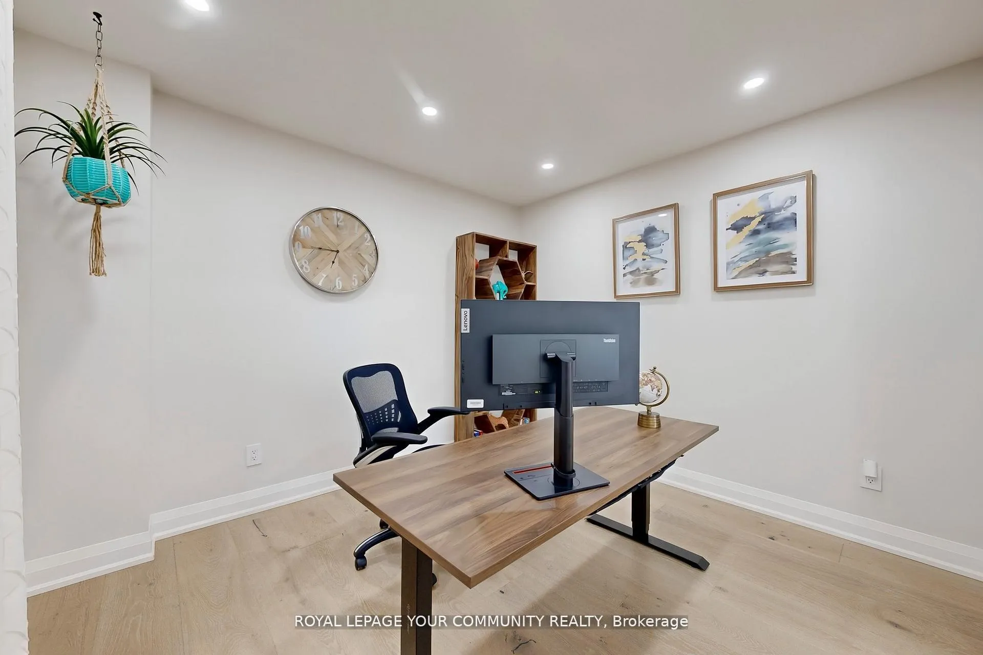 Photo 12 of 236 Thornway Avenue, Vaughan, Brownridge — HOMEH
