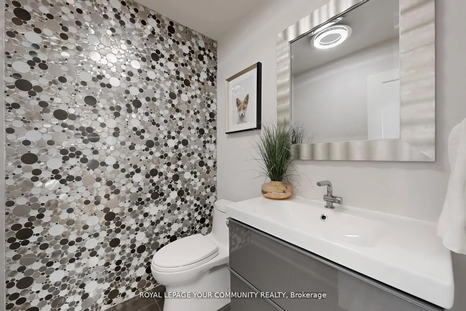 Photo 13 of 236 Thornway Avenue, Vaughan, Brownridge — HOMEH