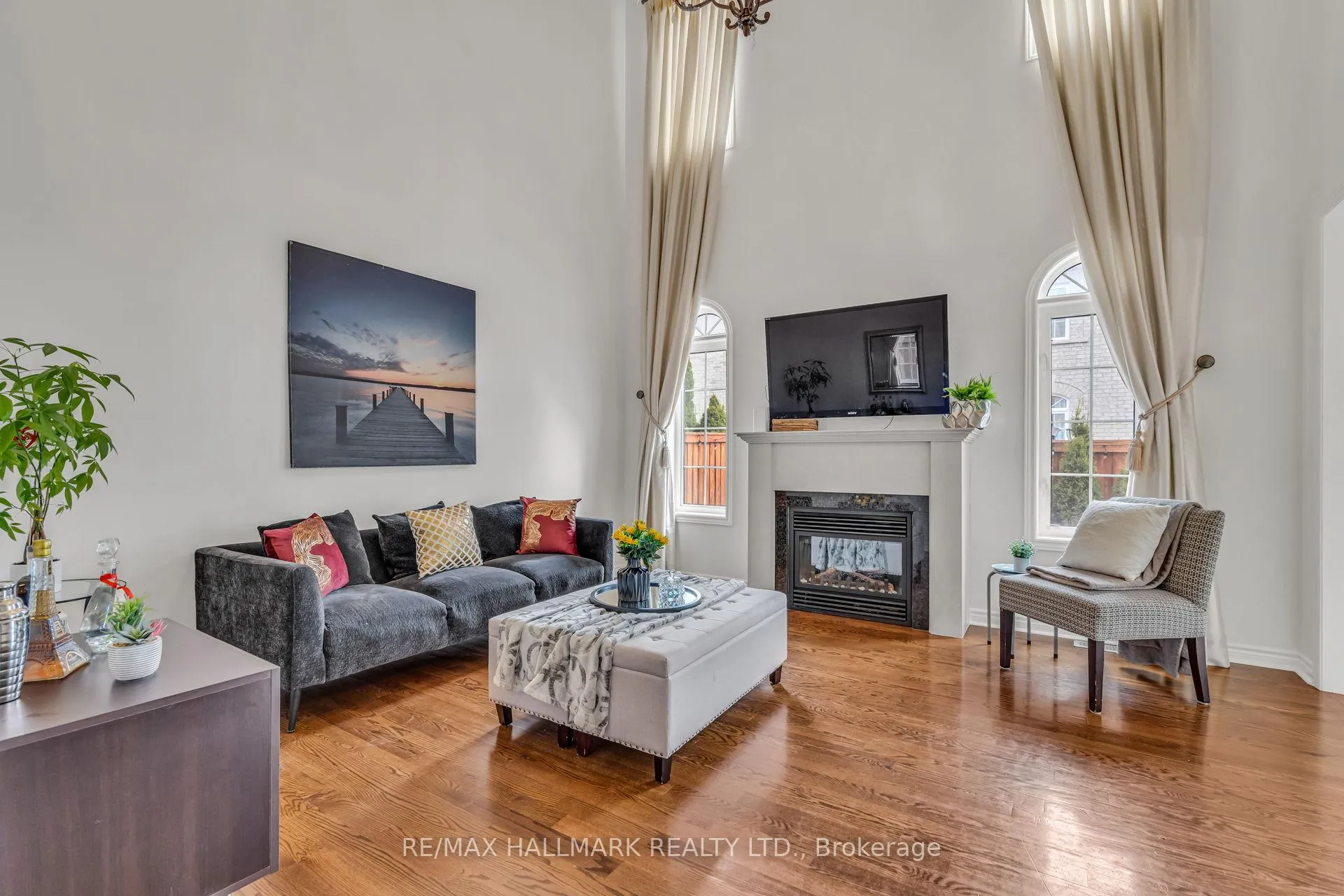 Photo 13 of 1 Storica Drive, Vaughan, Vellore Village — HOMEH