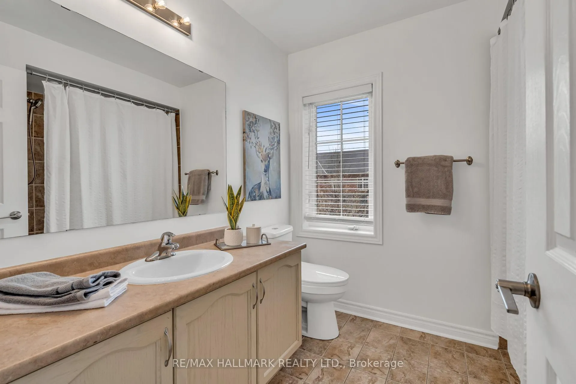 Photo 42 of 1 Storica Drive, Vaughan, Vellore Village — HOMEH