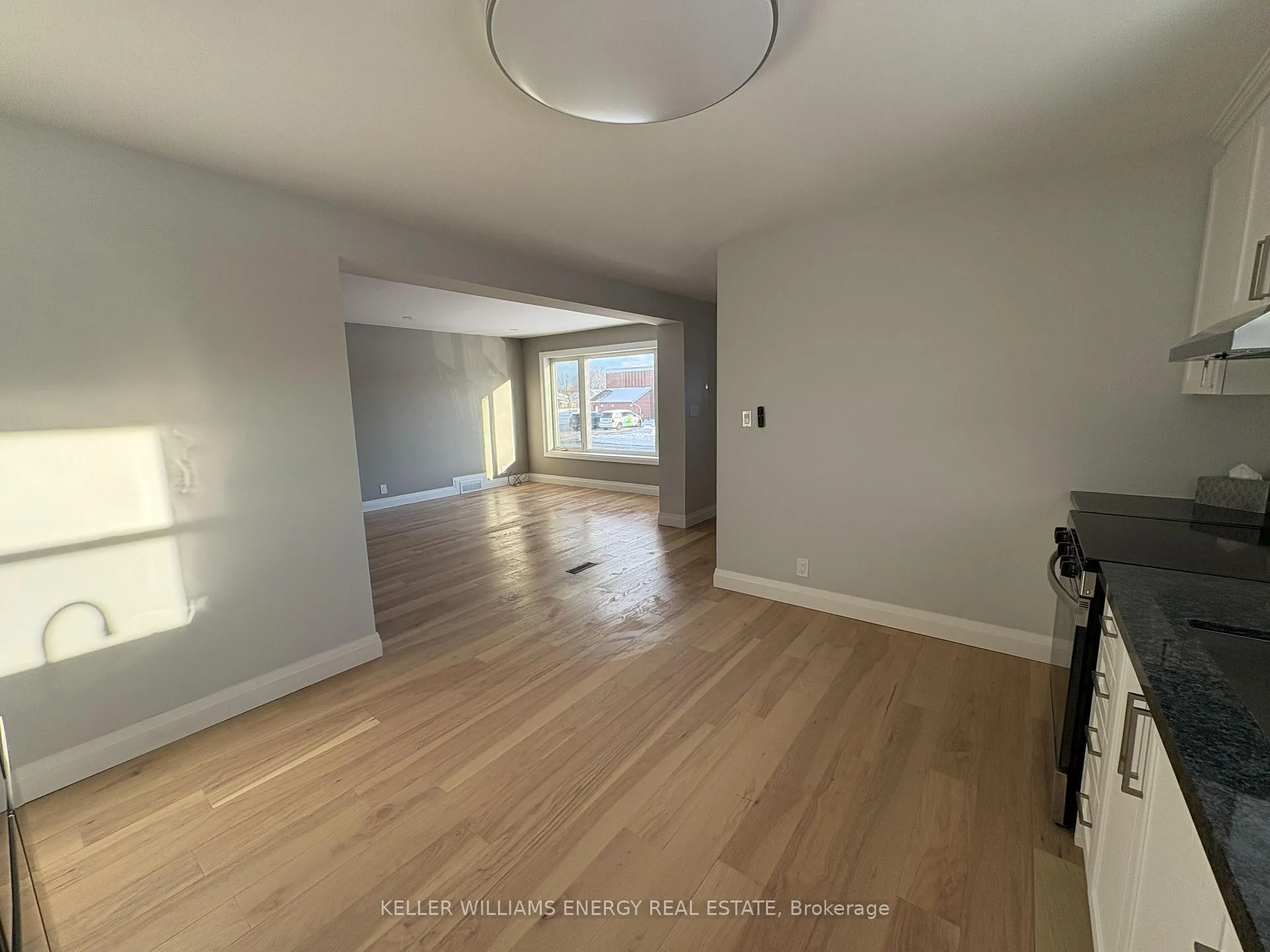Photo 4 of Unit Main Floor, 430 Eulalie Avenue, Oshawa, Central — HOMEH