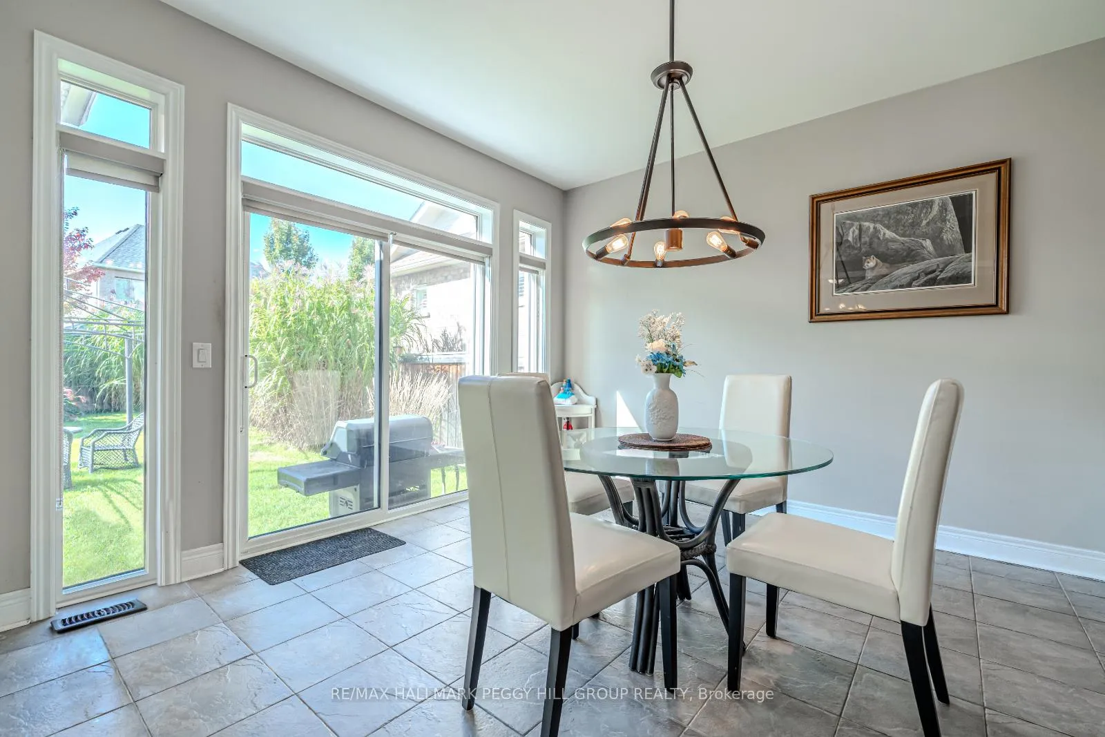 Photo 7 of 35 Royal Park Boulevard, Barrie, Bayshore — HOMEH
