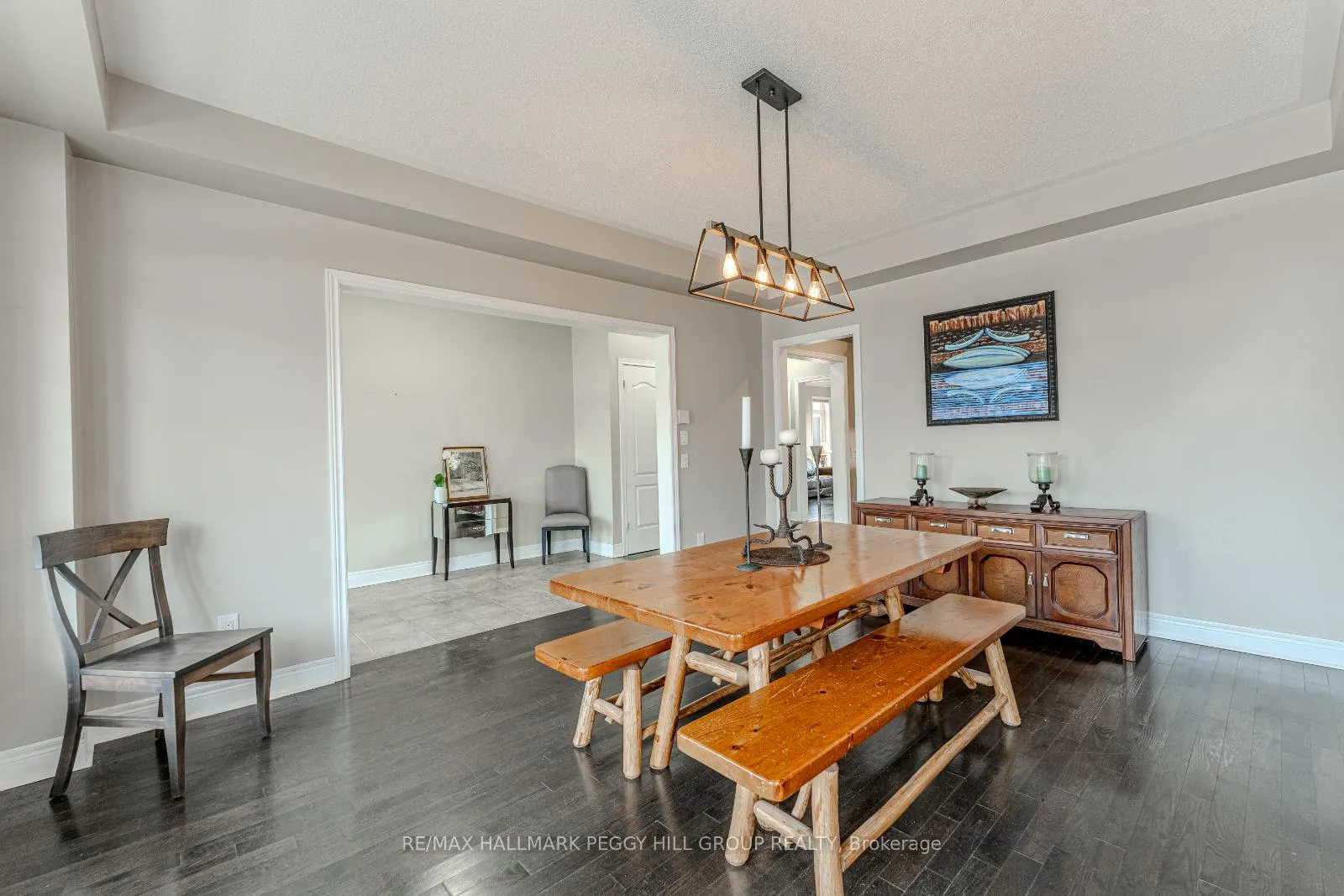 Photo 9 of 35 Royal Park Boulevard, Barrie, Bayshore — HOMEH
