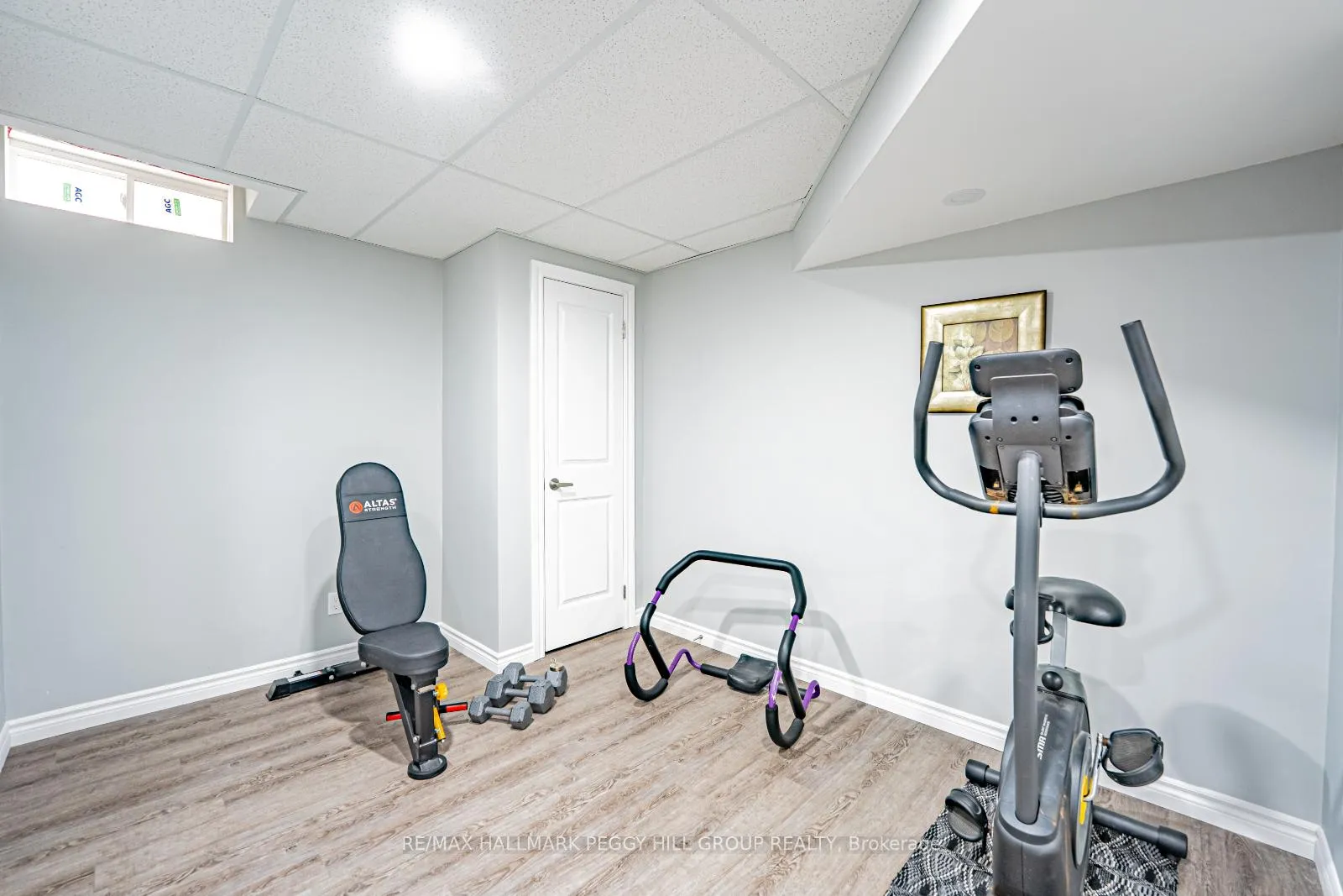 Photo 20 of 35 Royal Park Boulevard, Barrie, Bayshore — HOMEH