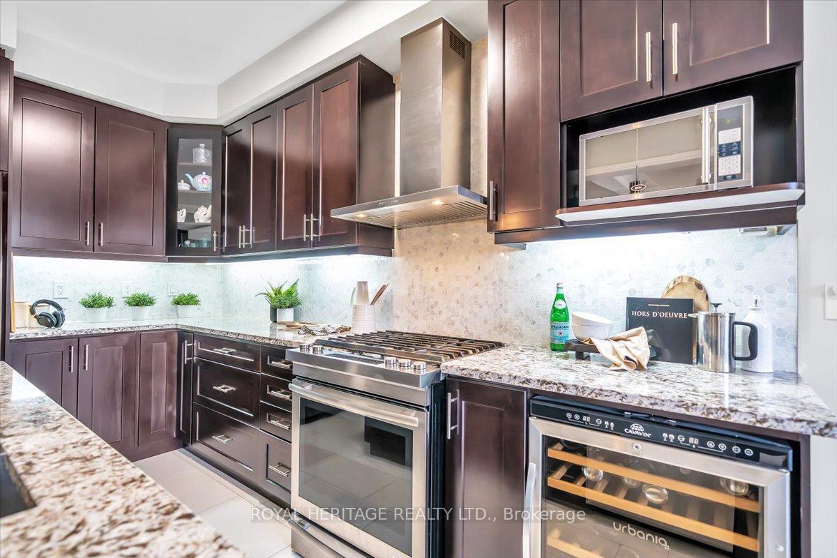 Photo 16 of 47 Buttonshaw Street, Clarington, Bowmanville — HOMEH