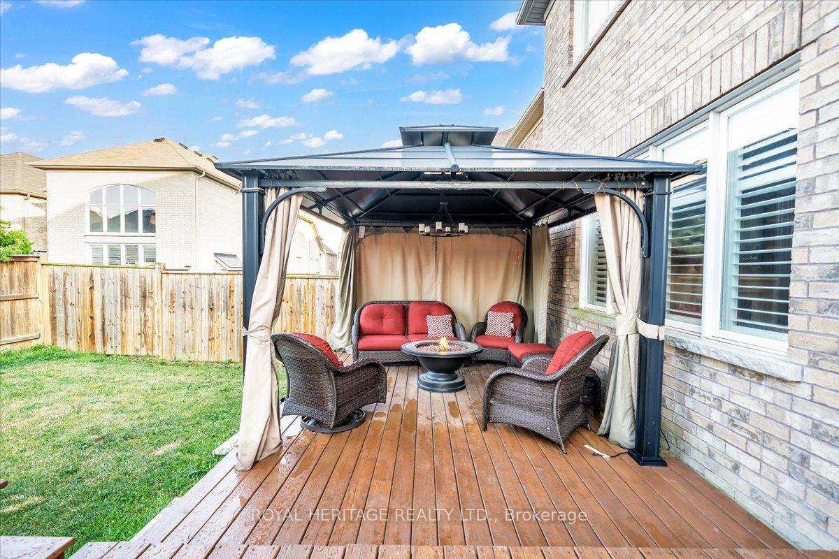 Photo 43 of 47 Buttonshaw Street, Clarington, Bowmanville — HOMEH