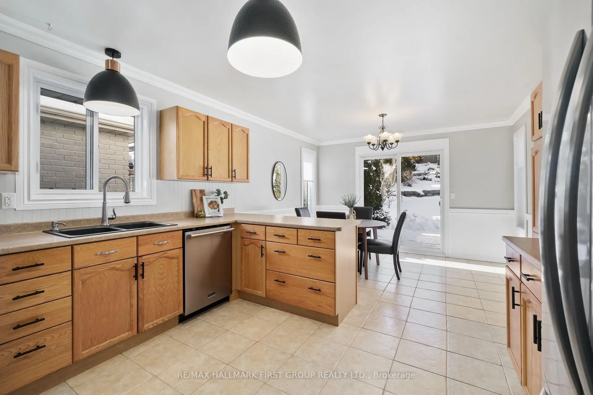 Photo 11 of 284 Parkview Hills Drive, Cobourg — HOMEH