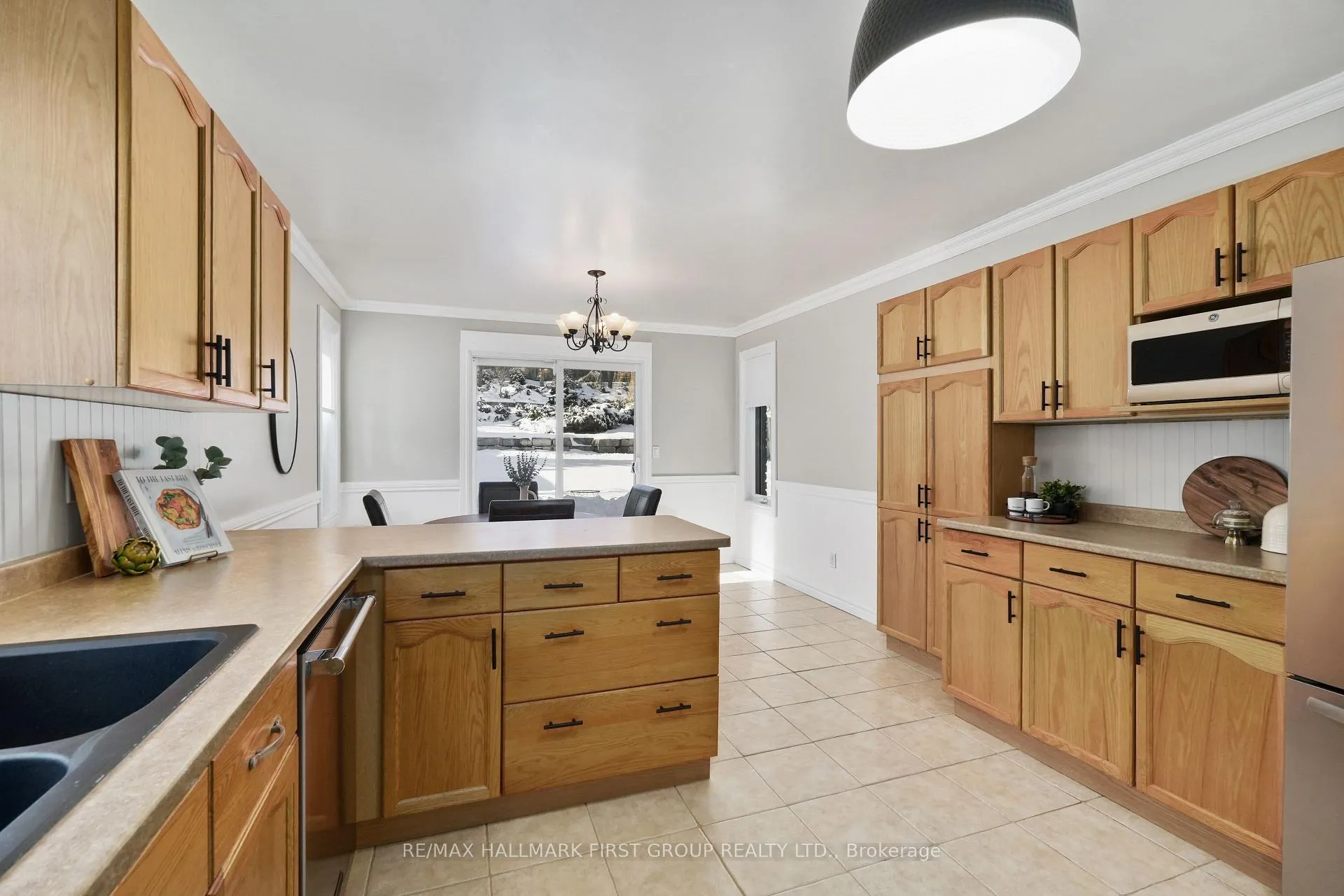 Photo 12 of 284 Parkview Hills Drive, Cobourg — HOMEH