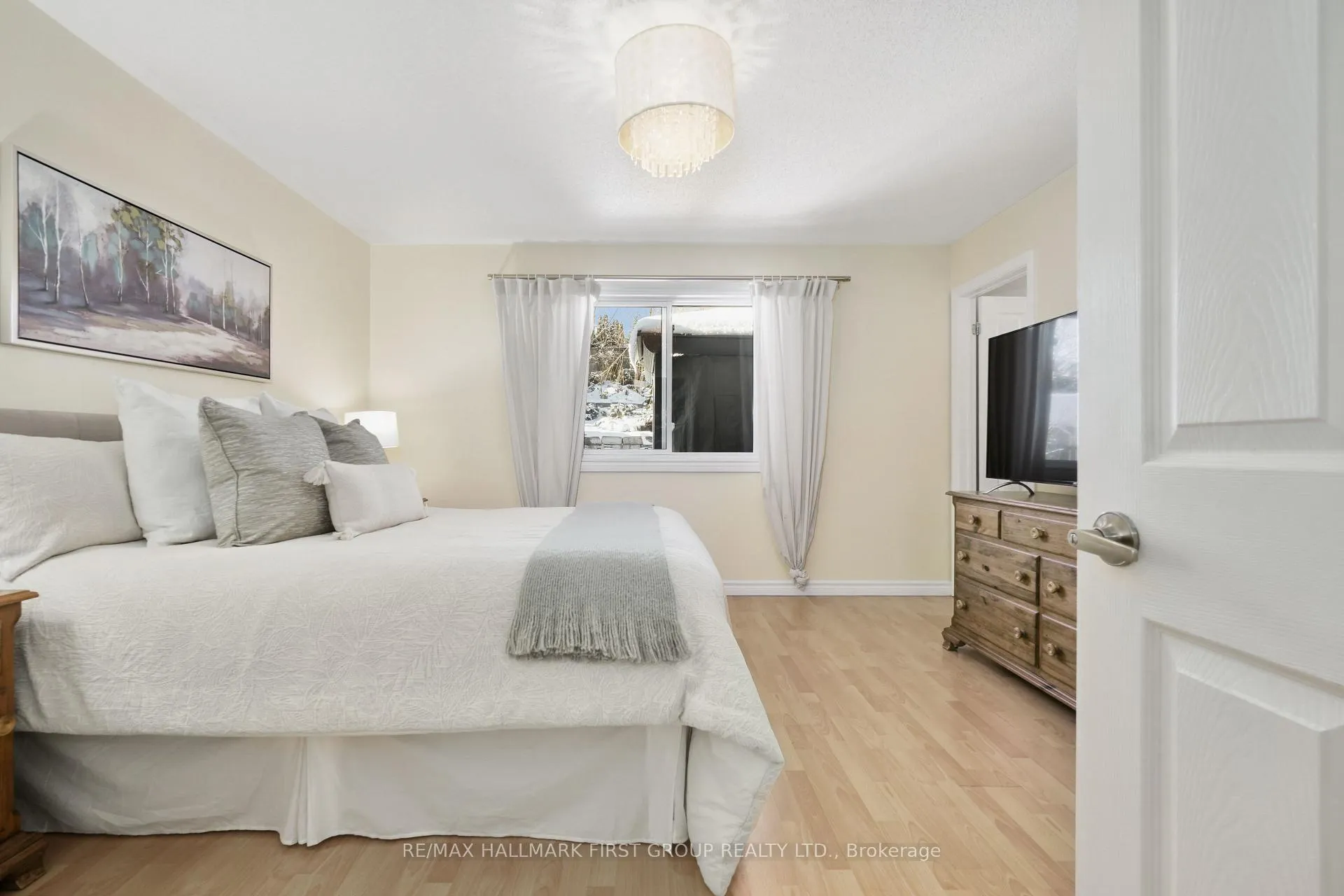 Photo 19 of 284 Parkview Hills Drive, Cobourg — HOMEH