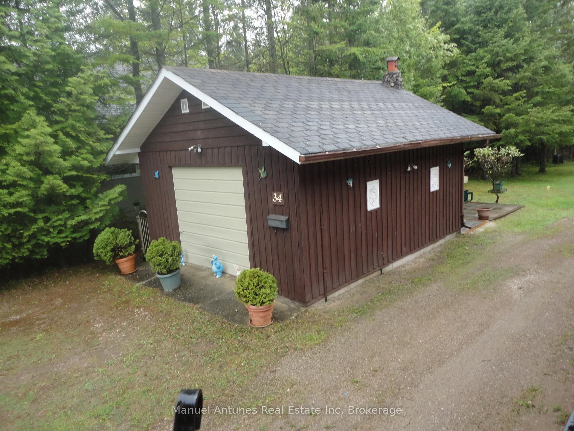 Photo 5 of 34 42nd Street S, Wasaga Beach — HOMEH