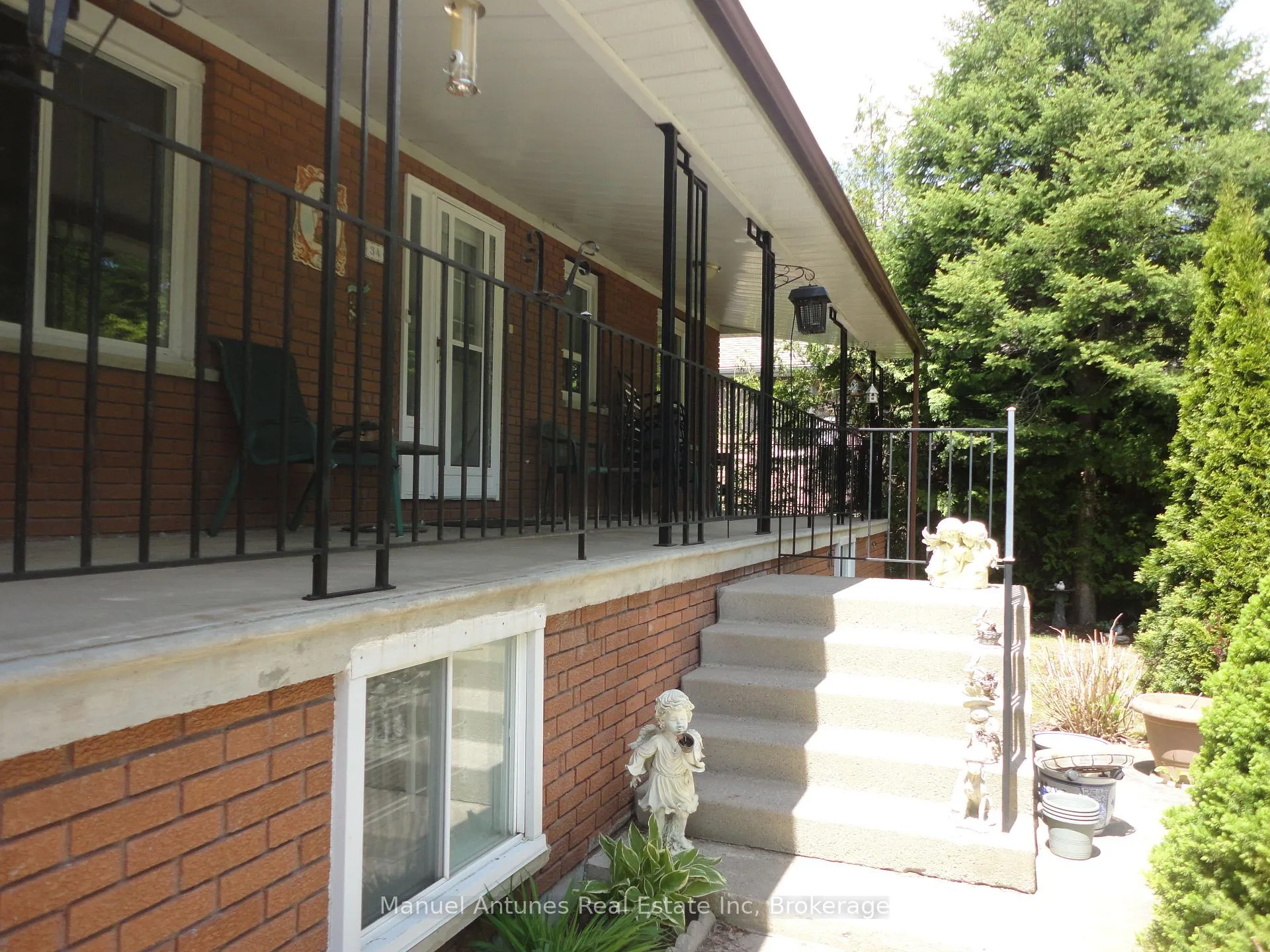 Photo 7 of 34 42nd Street S, Wasaga Beach — HOMEH