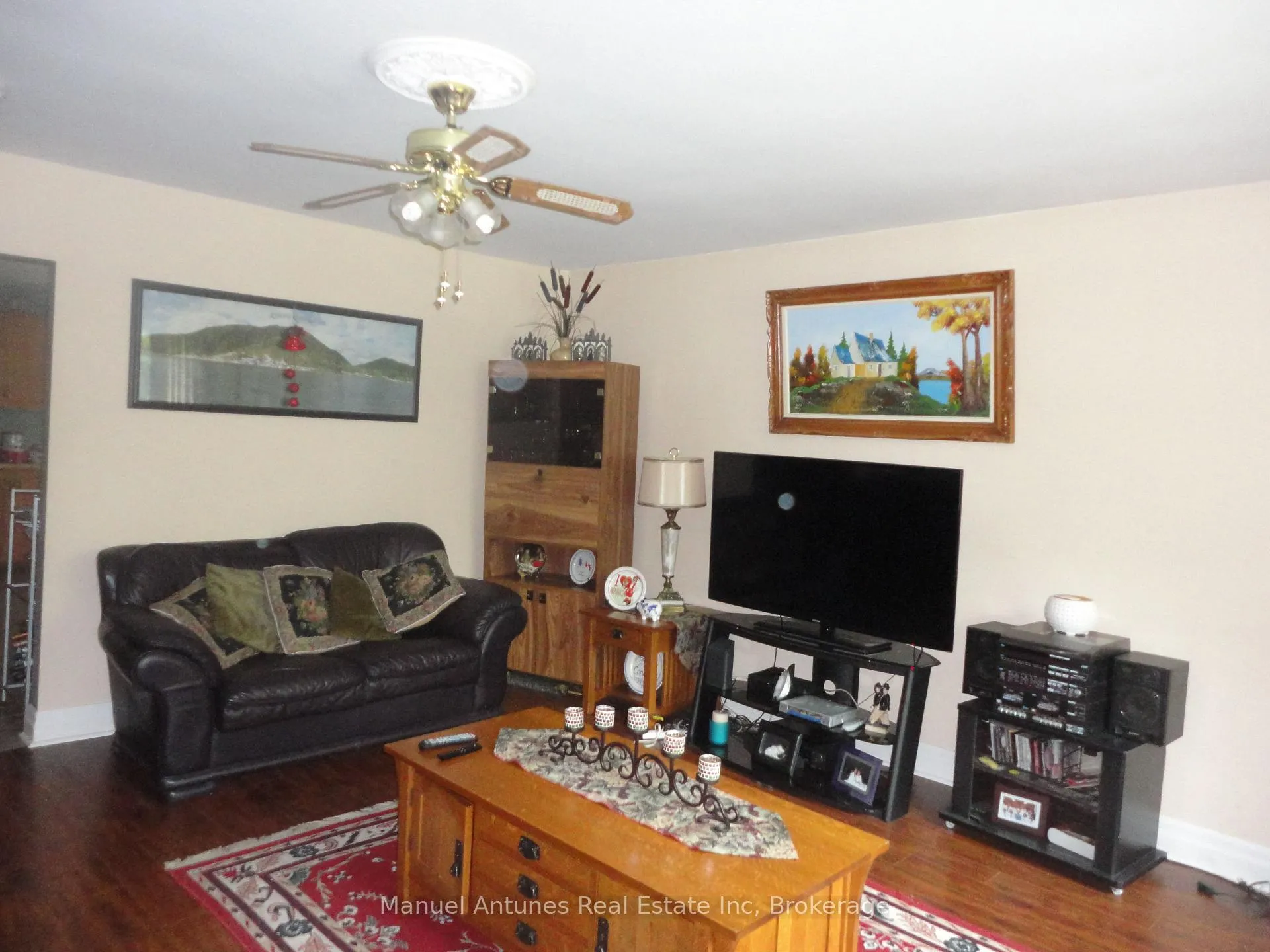 Photo 25 of 34 42nd Street S, Wasaga Beach — HOMEH