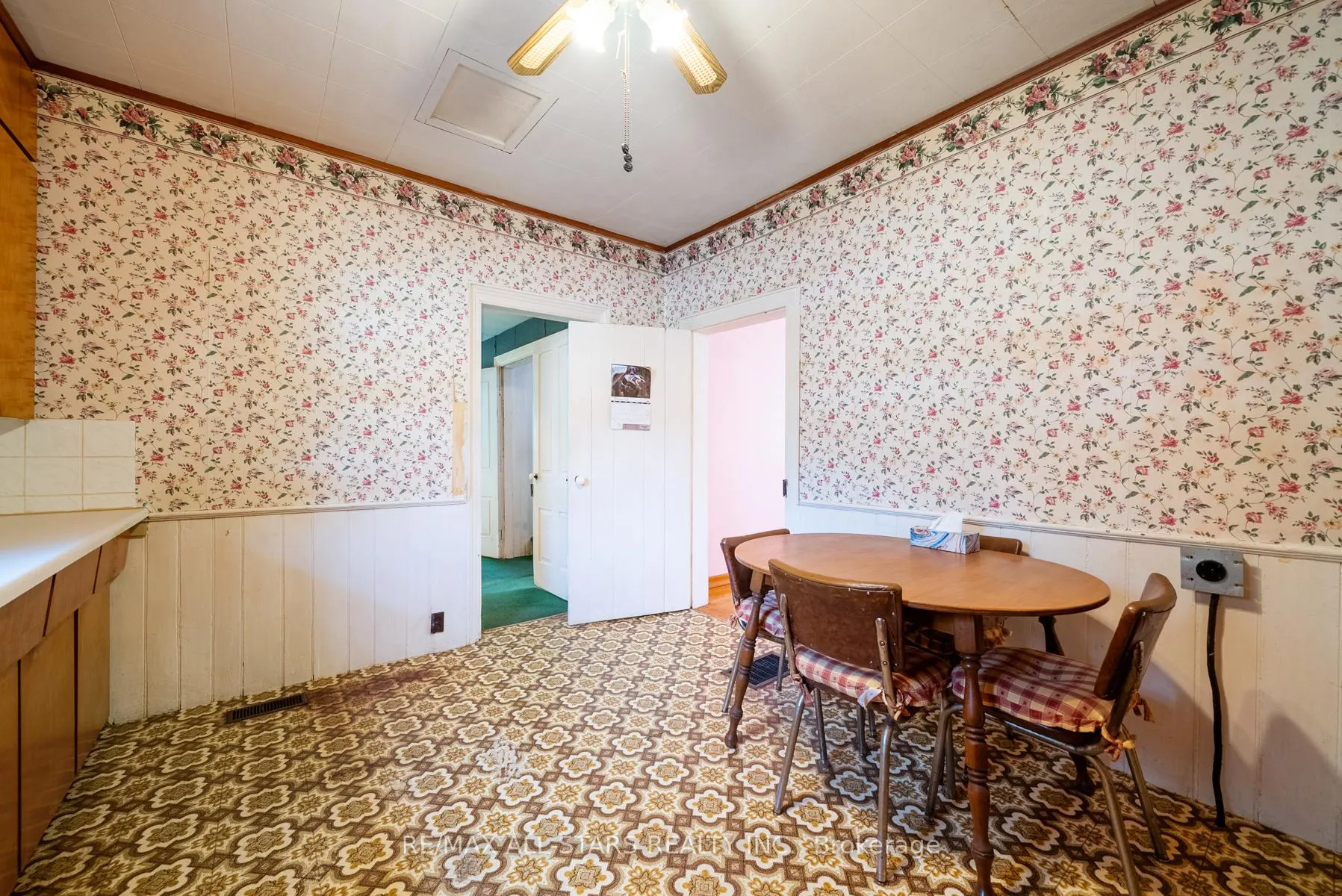 Photo 18 of 8940 Ashburn Road, Whitby, Rural Whitby — HOMEH