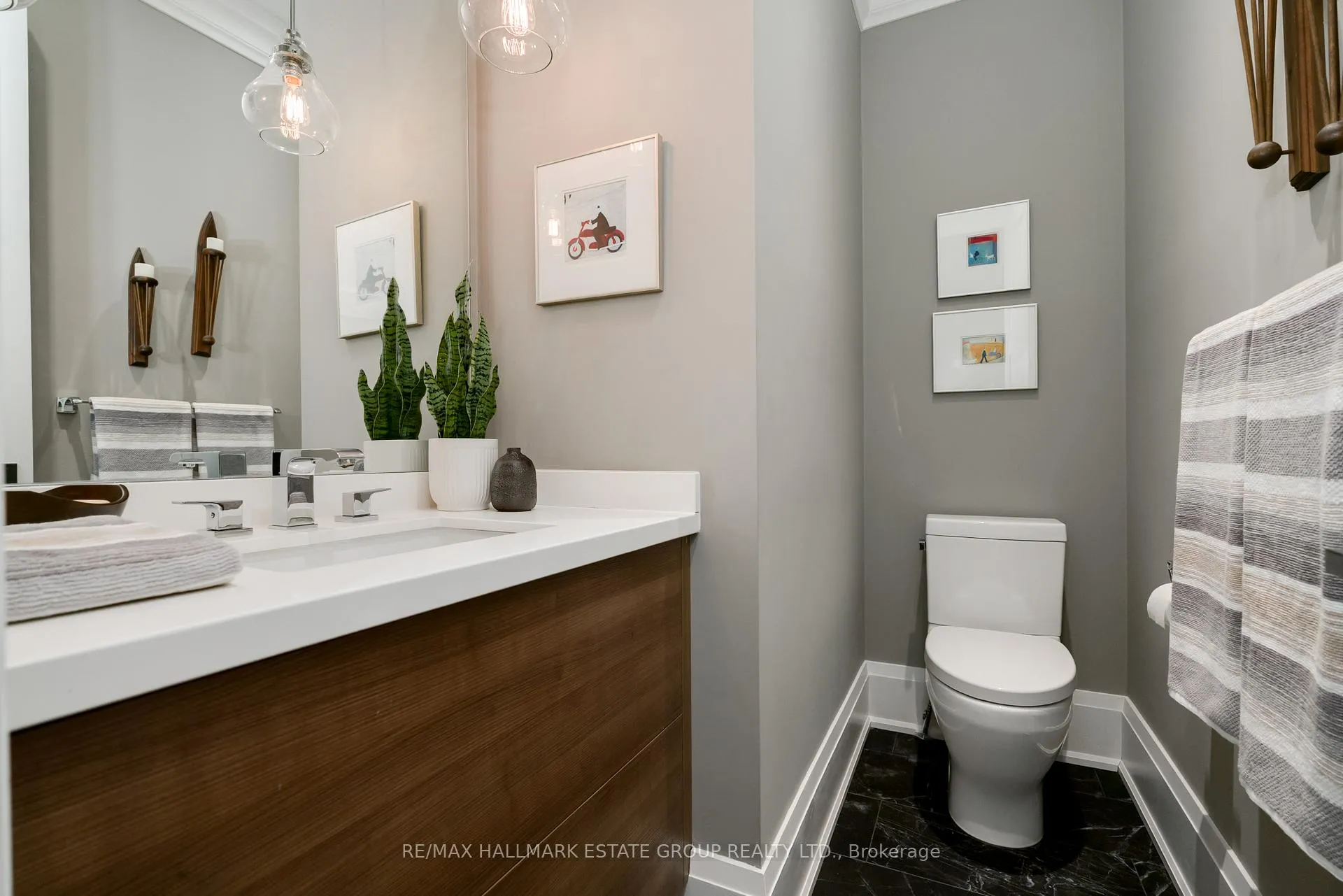 Photo 6 of 30 Roosevelt Road, Toronto, Danforth Village-East York — HOMEH