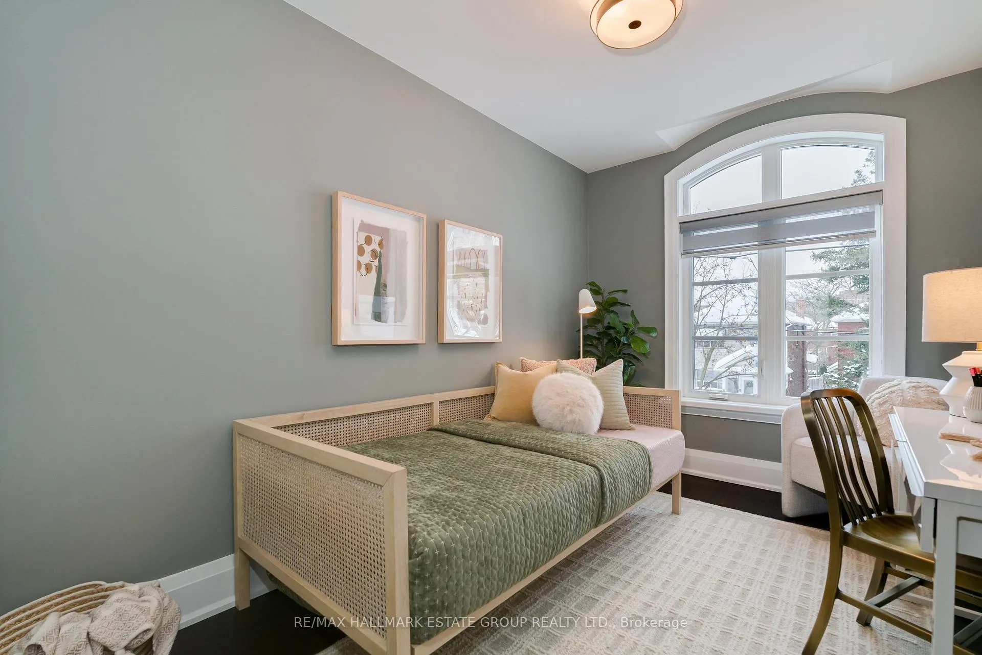 Photo 18 of 30 Roosevelt Road, Toronto, Danforth Village-East York — HOMEH