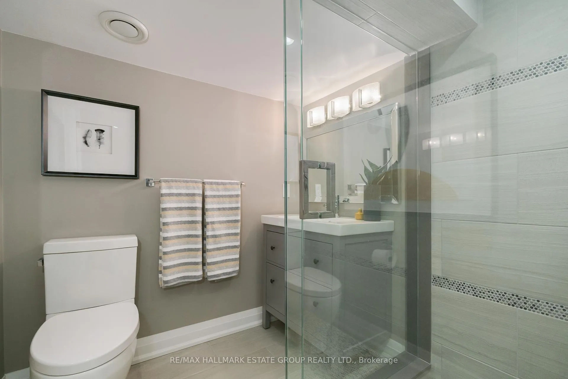 Photo 40 of 30 Roosevelt Road, Toronto, Danforth Village-East York — HOMEH