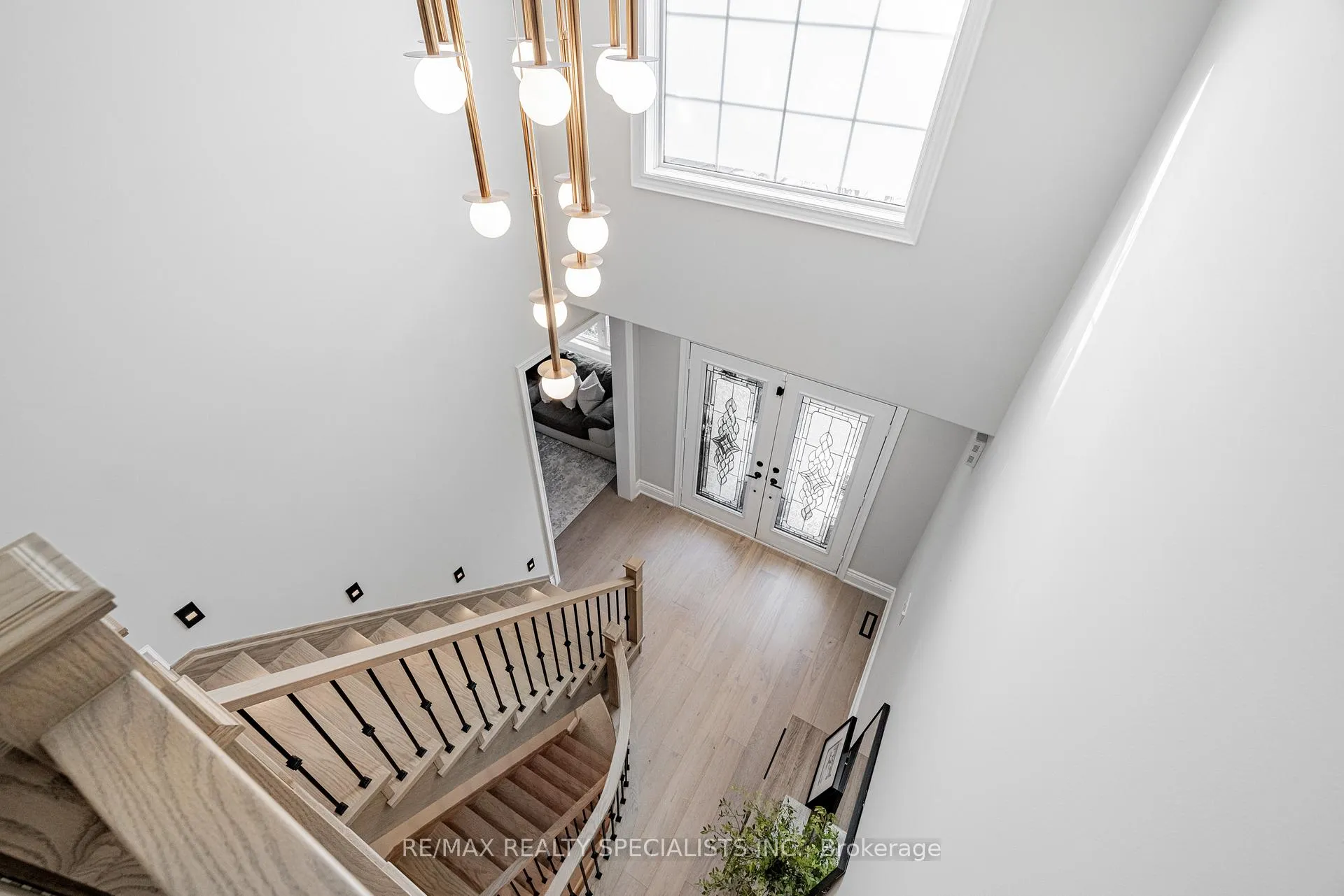 Photo 5 of 2532 Rebecca Street, Oakville, Bronte — HOMEH