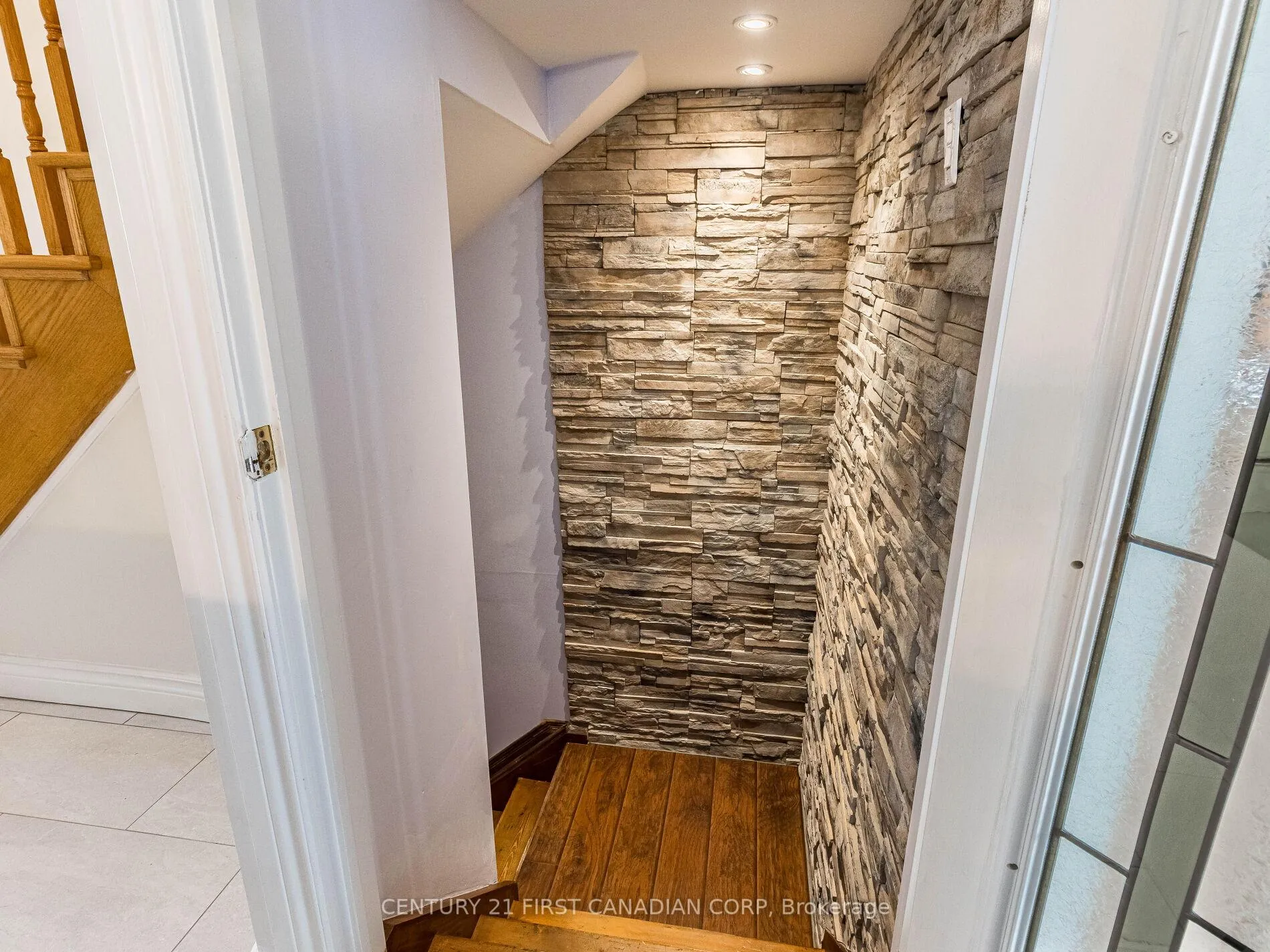 Photo 34 of 7 Reynolds Avenue, New Tecumseth, Beeton — HOMEH