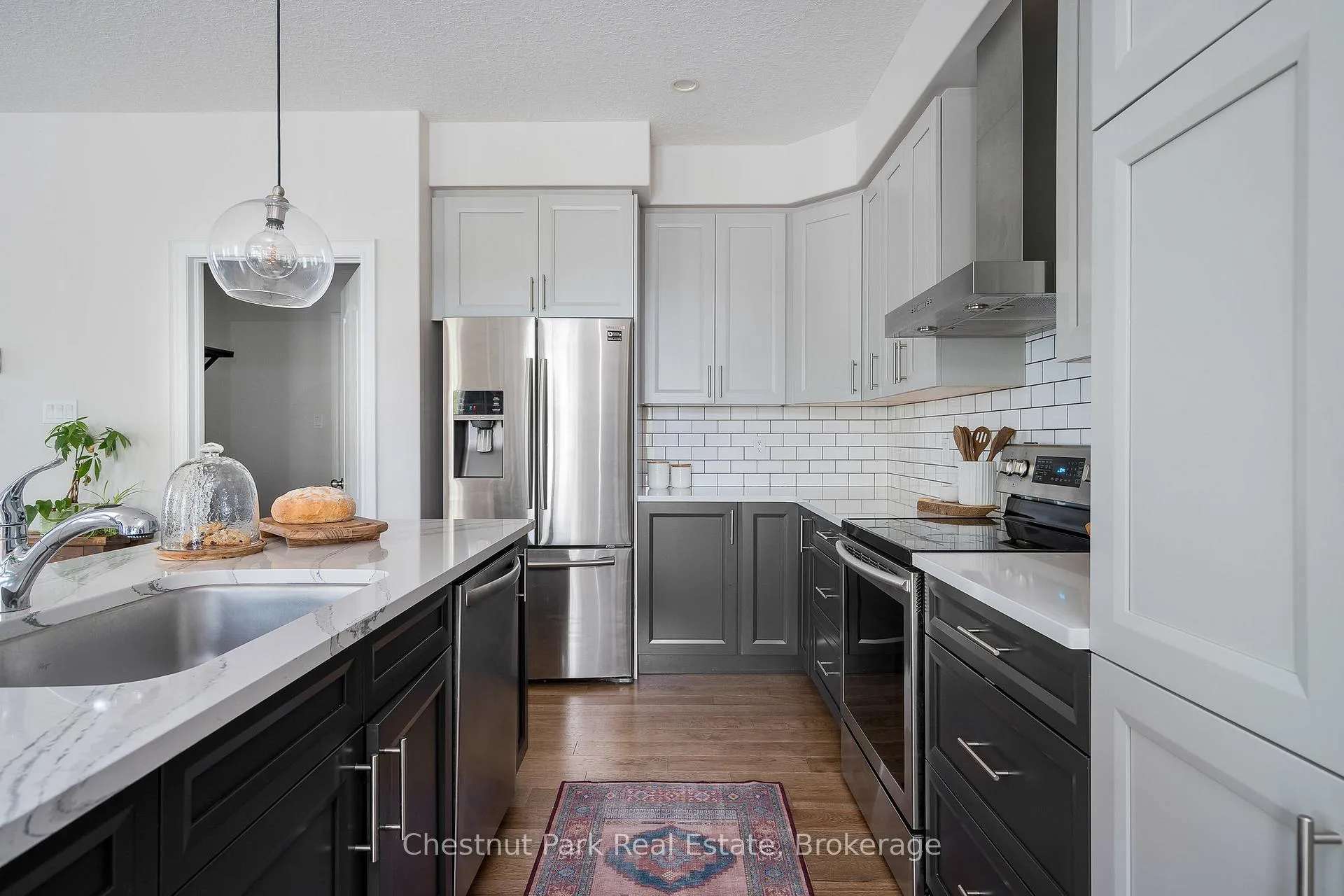 Photo 17 of 7 Gilpin Crescent, Collingwood — HOMEH