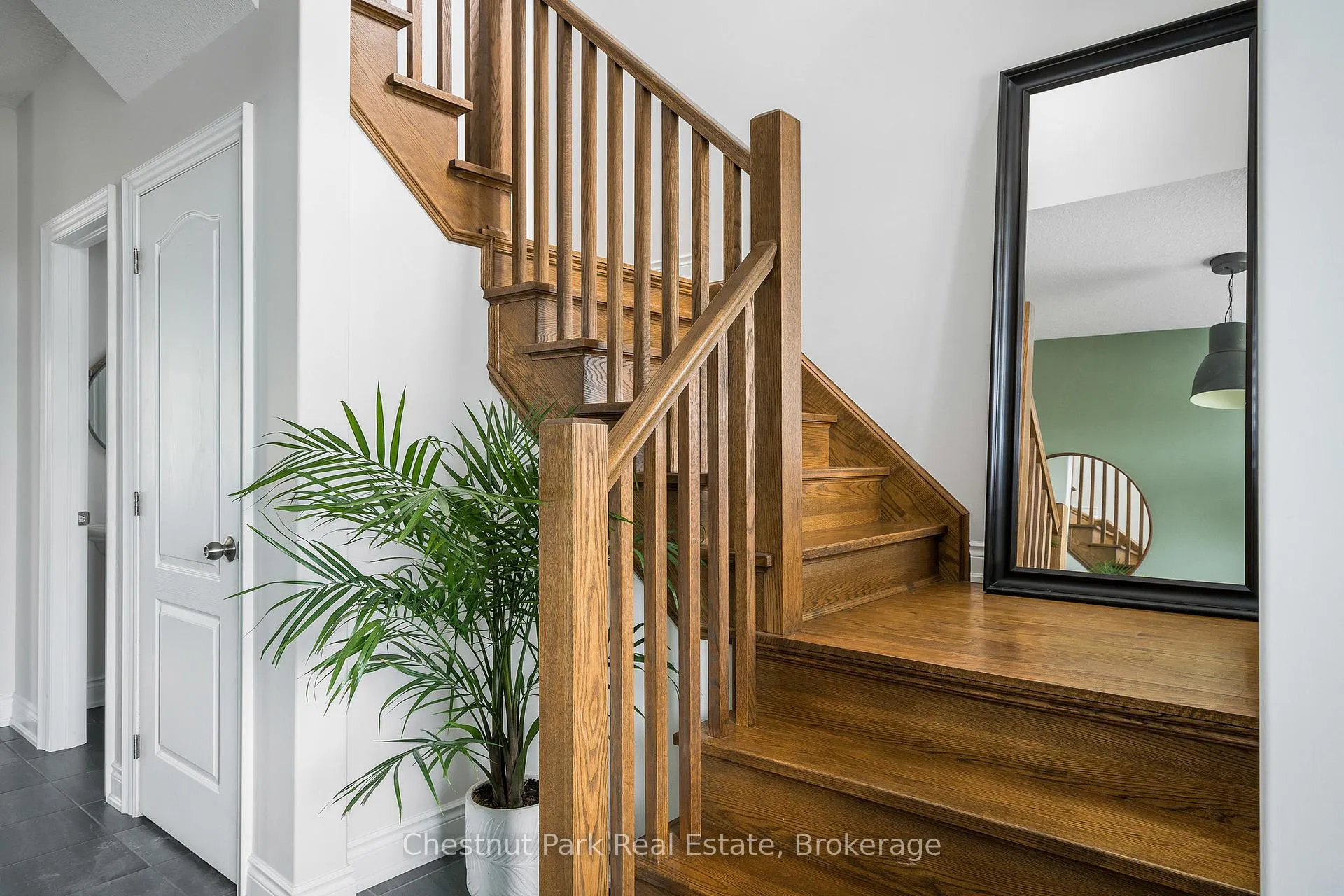 Photo 23 of 7 Gilpin Crescent, Collingwood — HOMEH