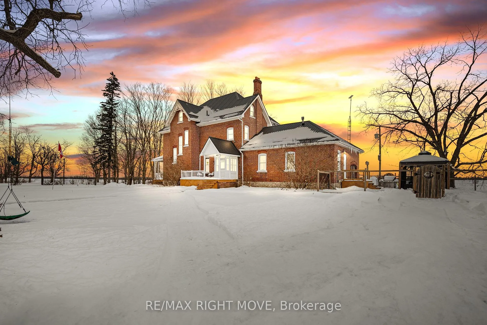 Photo 1 of 1250 Thorah Concession 2 Road, Brock, Beaverton — HOMEH