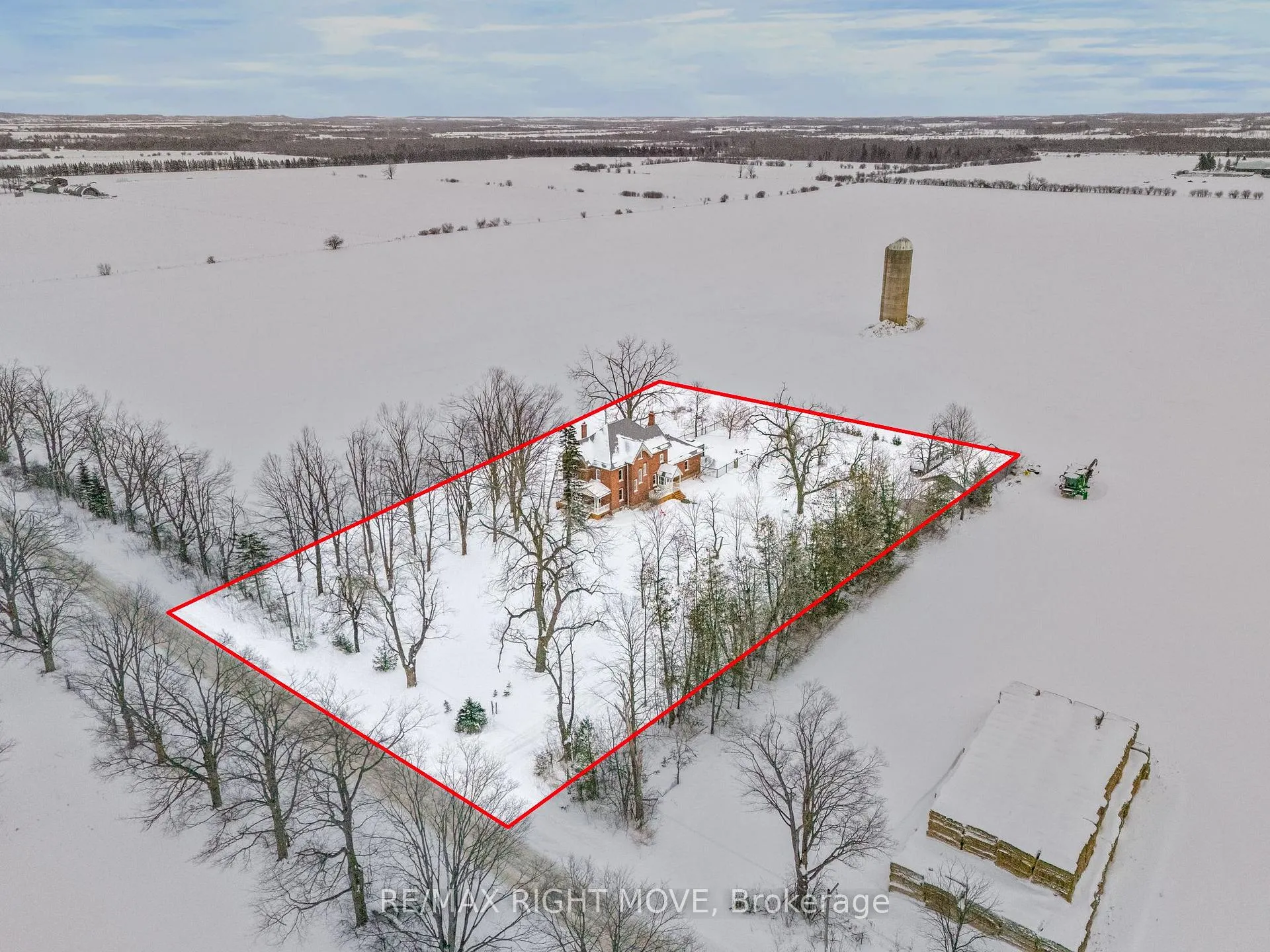 Photo 3 of 1250 Thorah Concession 2 Road, Brock, Beaverton — HOMEH