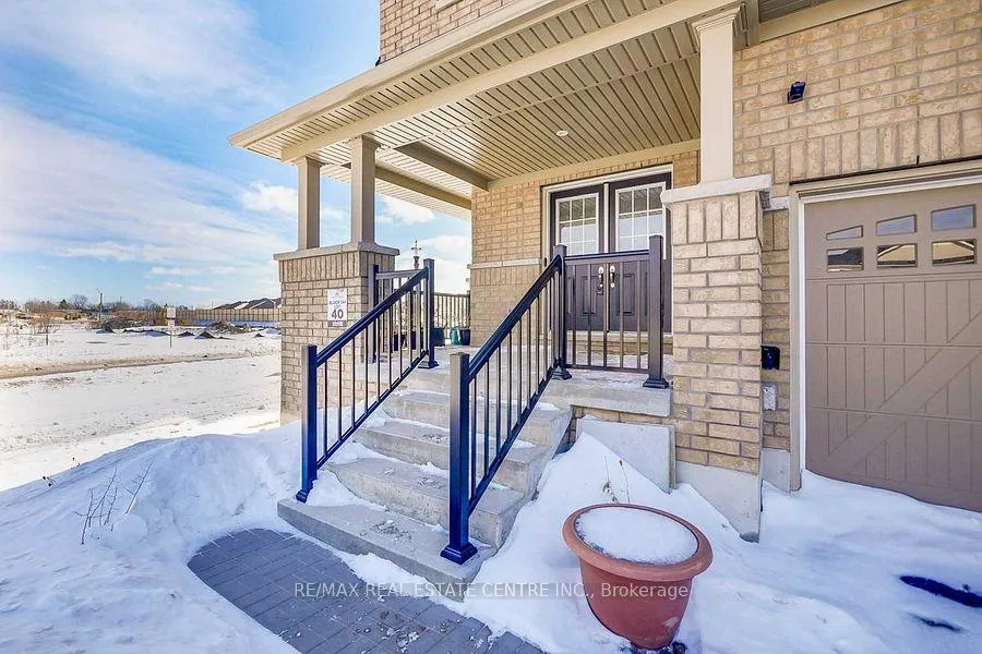 Photo 4 of 101 Clark Street, Shelburne — HOMEH