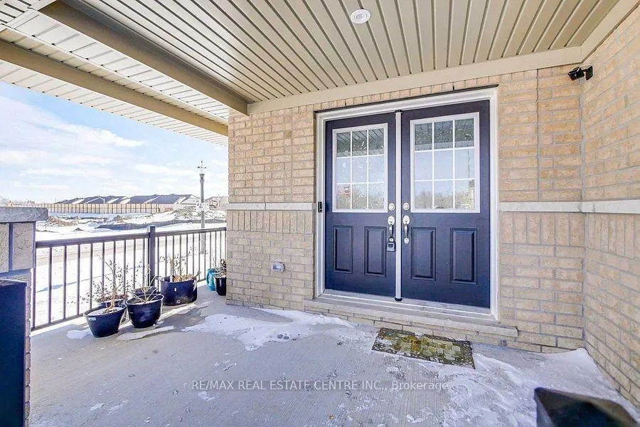 Photo 5 of 101 Clark Street, Shelburne — HOMEH