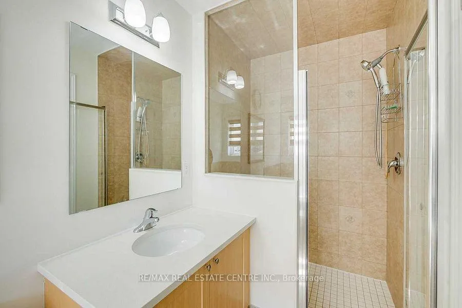 Photo 17 of 101 Clark Street, Shelburne — HOMEH