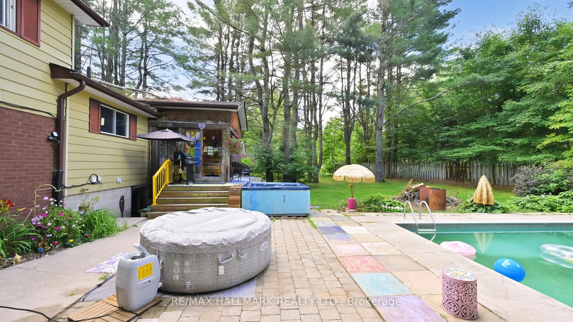 Photo 38 of 14 Sellens Avenue, Bracebridge, Macaulay — HOMEH