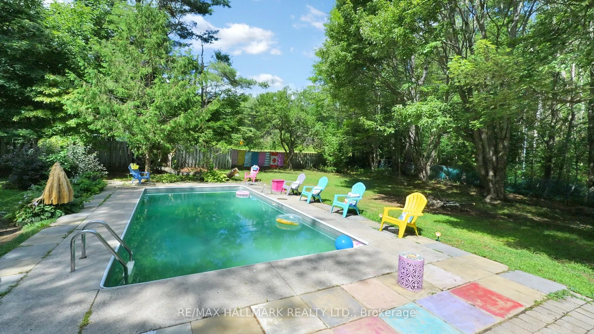 Photo 40 of 14 Sellens Avenue, Bracebridge, Macaulay — HOMEH