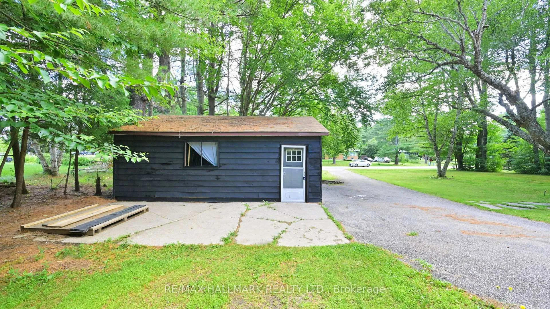 Photo 50 of 14 Sellens Avenue, Bracebridge, Macaulay — HOMEH