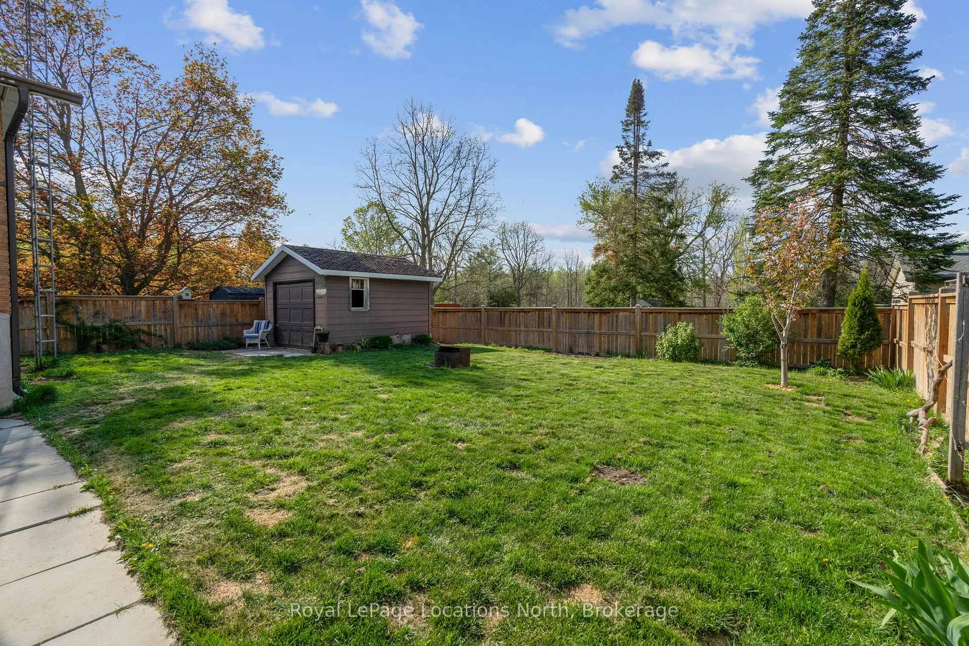 Photo 5 of 214 Sunnidale Street, Clearview, Stayner — HOMEH