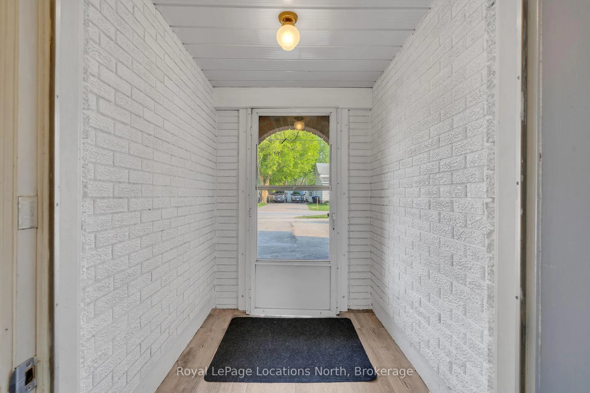 Photo 7 of 214 Sunnidale Street, Clearview, Stayner — HOMEH