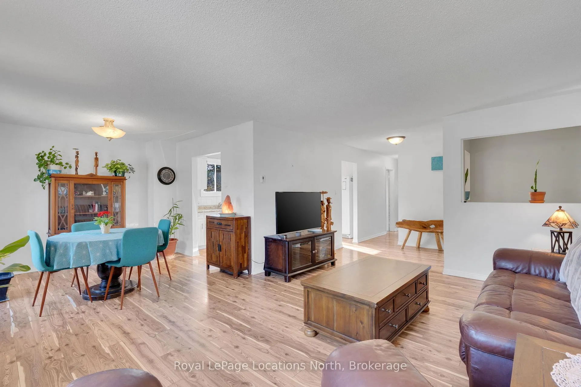 Photo 11 of 214 Sunnidale Street, Clearview, Stayner — HOMEH