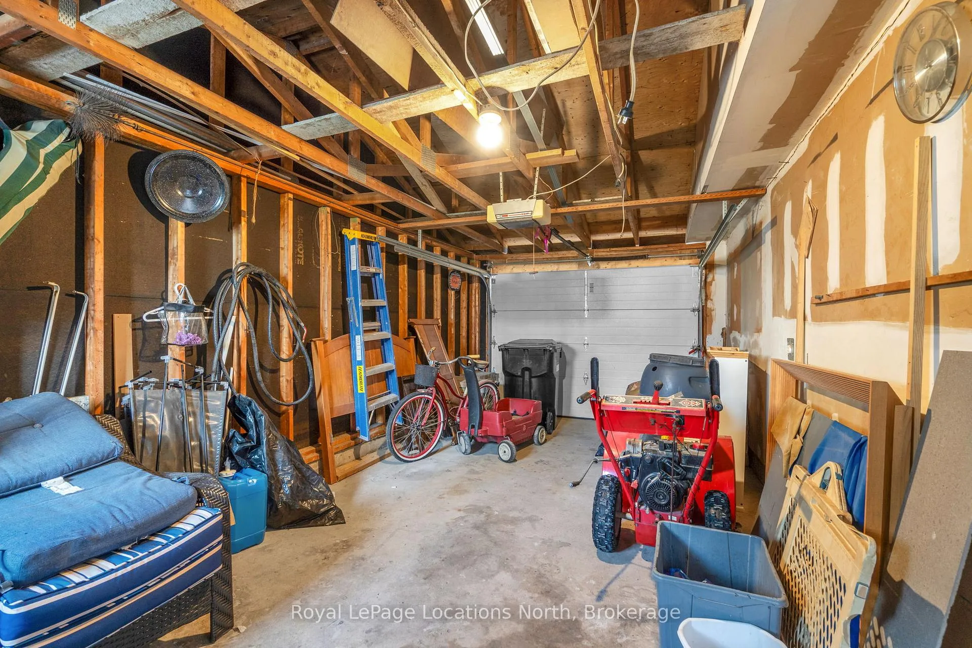 Photo 26 of 214 Sunnidale Street, Clearview, Stayner — HOMEH