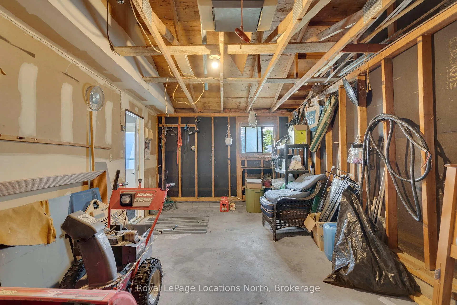 Photo 27 of 214 Sunnidale Street, Clearview, Stayner — HOMEH