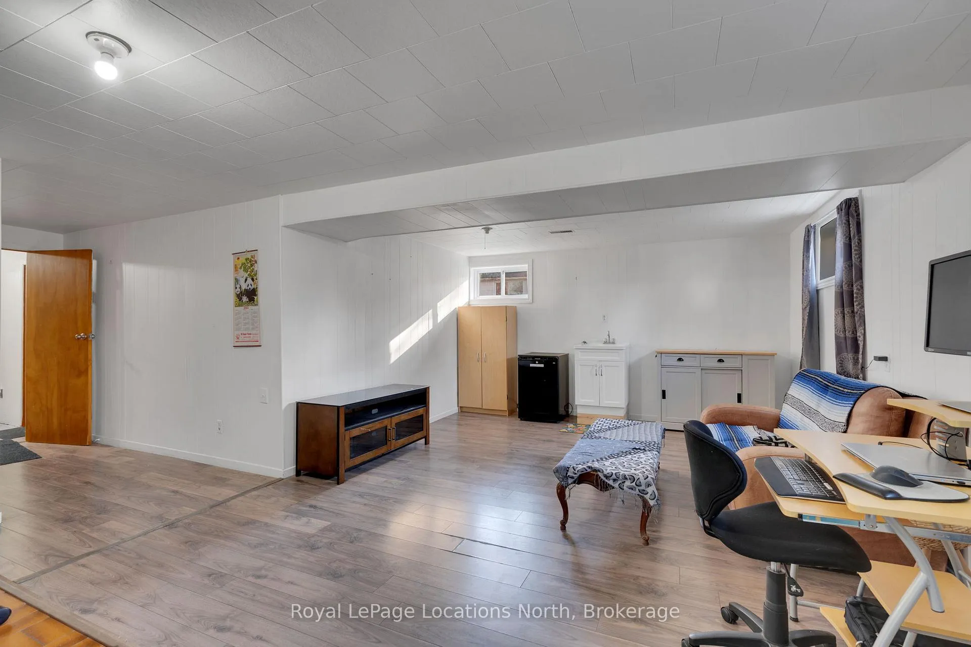Photo 33 of 214 Sunnidale Street, Clearview, Stayner — HOMEH
