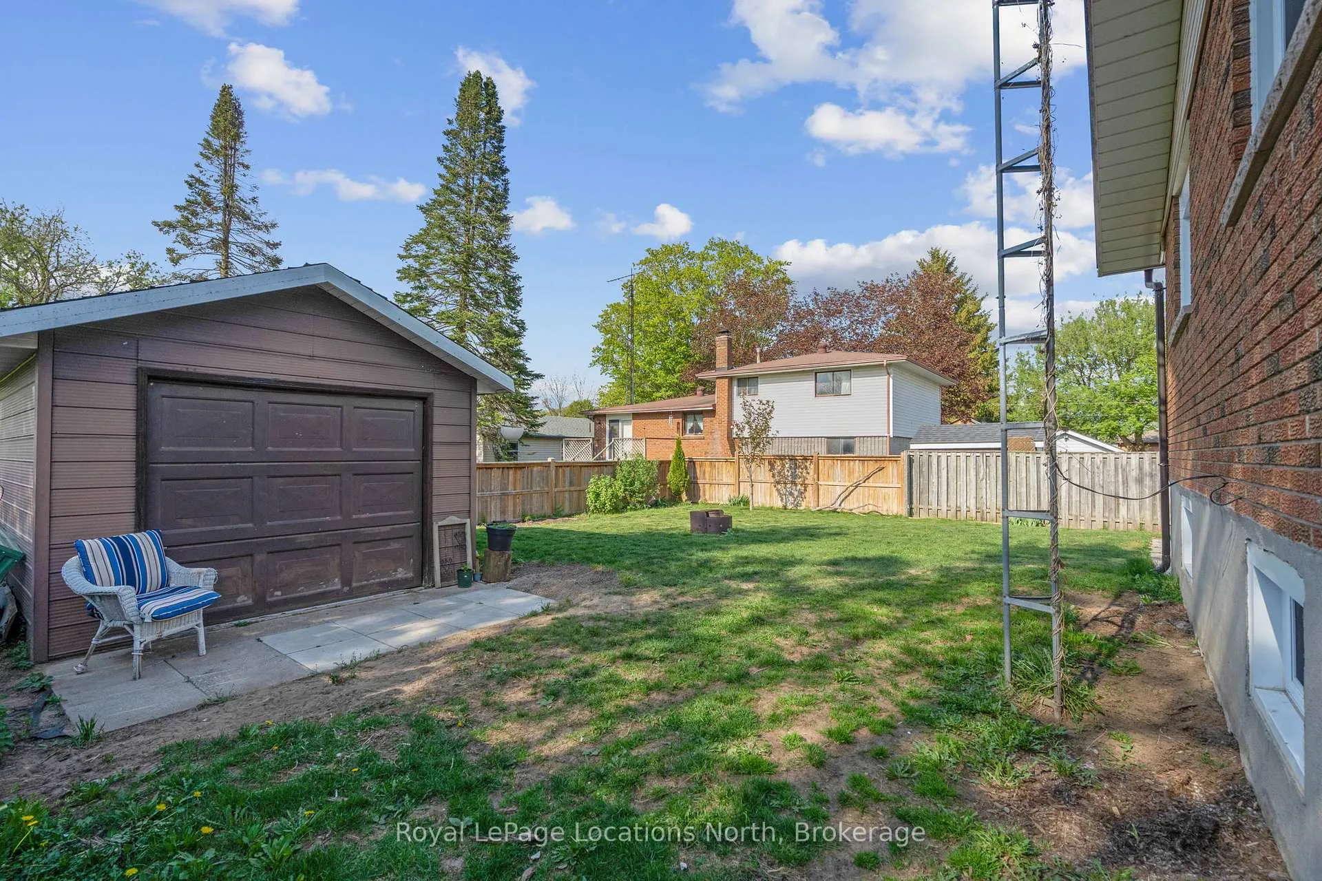 Photo 47 of 214 Sunnidale Street, Clearview, Stayner — HOMEH