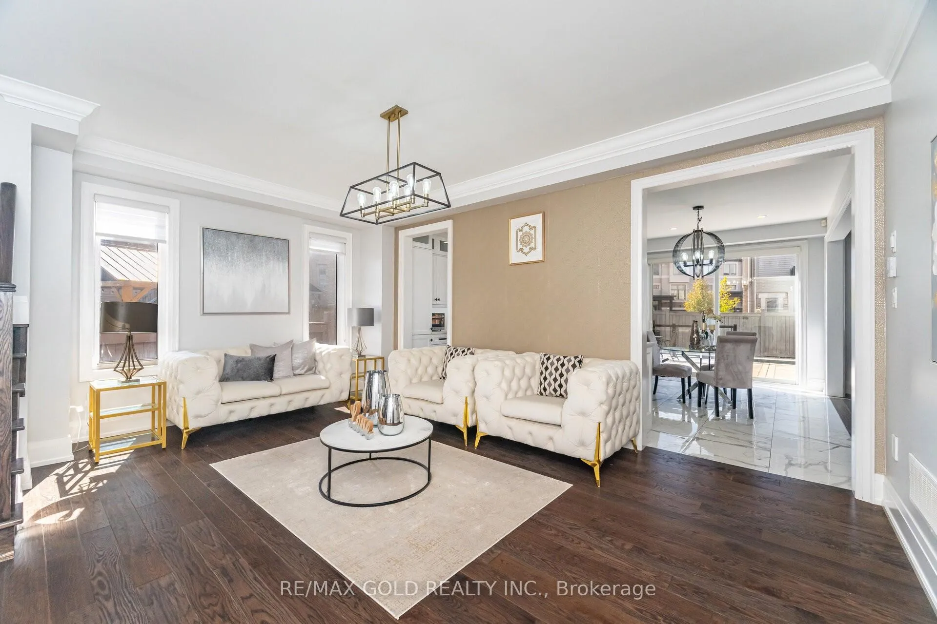 Photo 4 of 10 Donnan Drive W, New Tecumseth, Tottenham — HOMEH