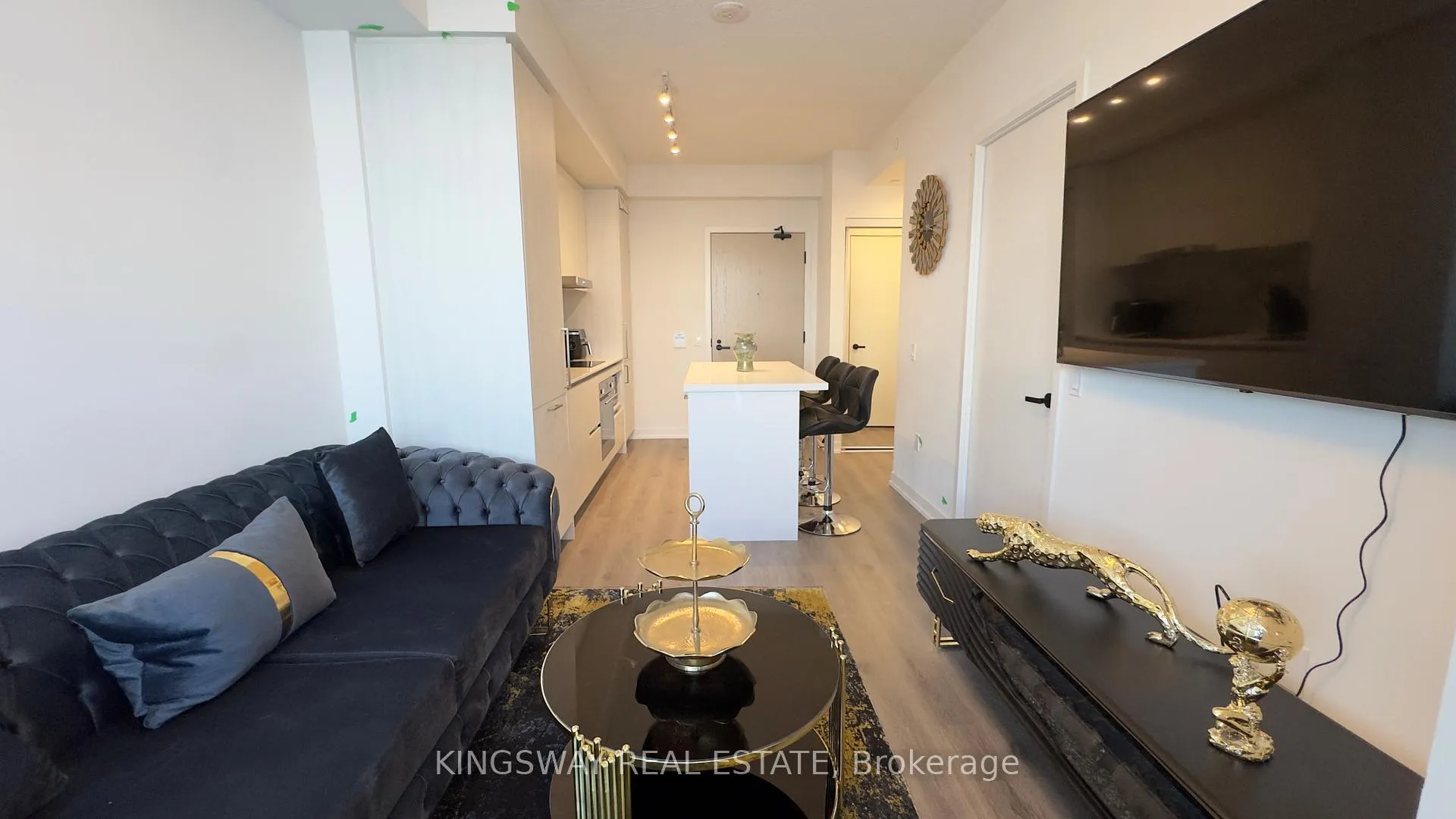 Photo 2 of Unit 5310, 225 Commerce Street, Vaughan, Vaughan Corporate Centre — HOMEH