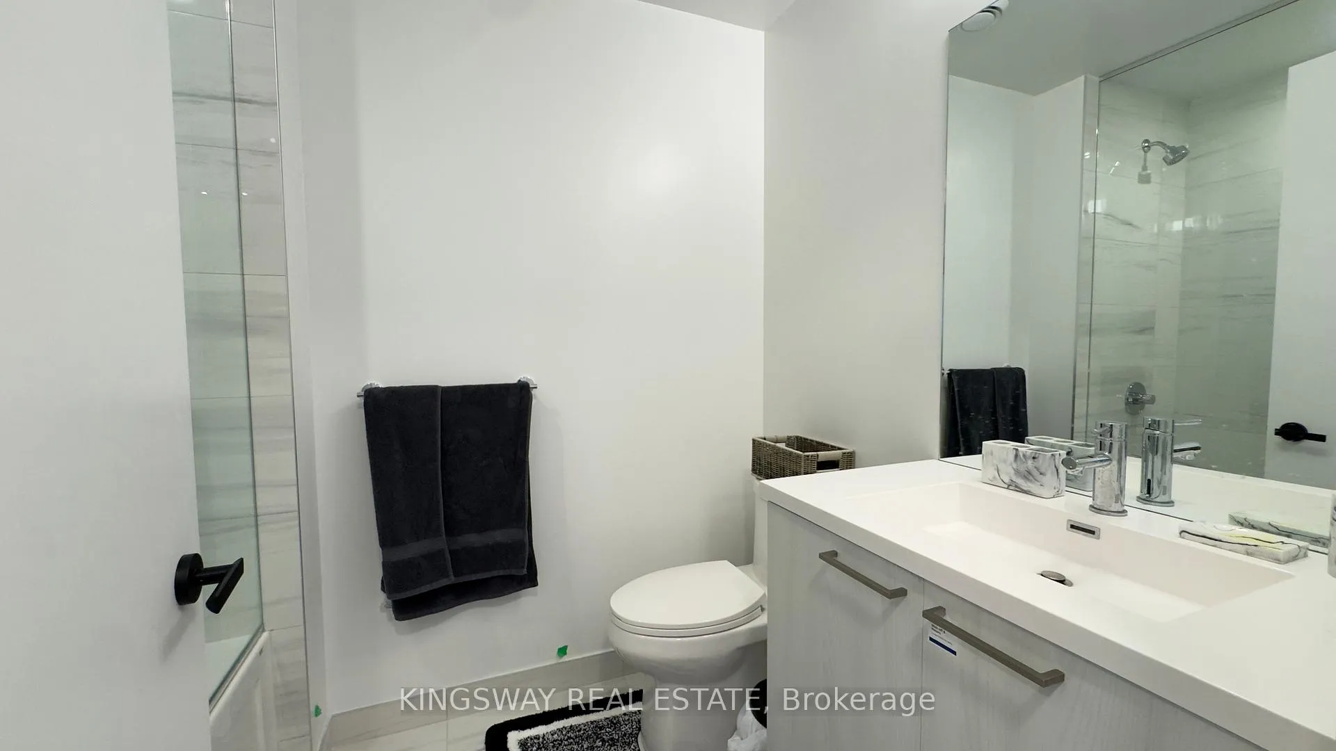 Photo 8 of Unit 5310, 225 Commerce Street, Vaughan, Vaughan Corporate Centre — HOMEH