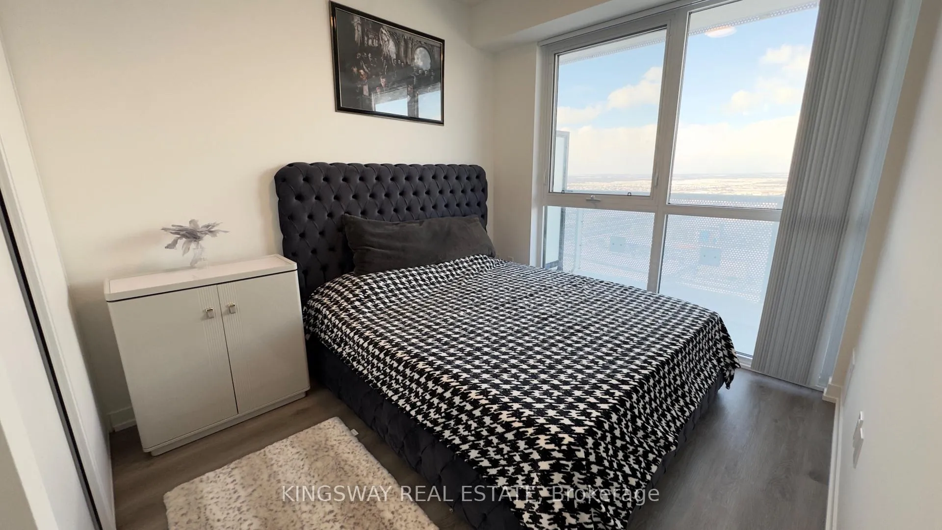 Photo 10 of Unit 5310, 225 Commerce Street, Vaughan, Vaughan Corporate Centre — HOMEH